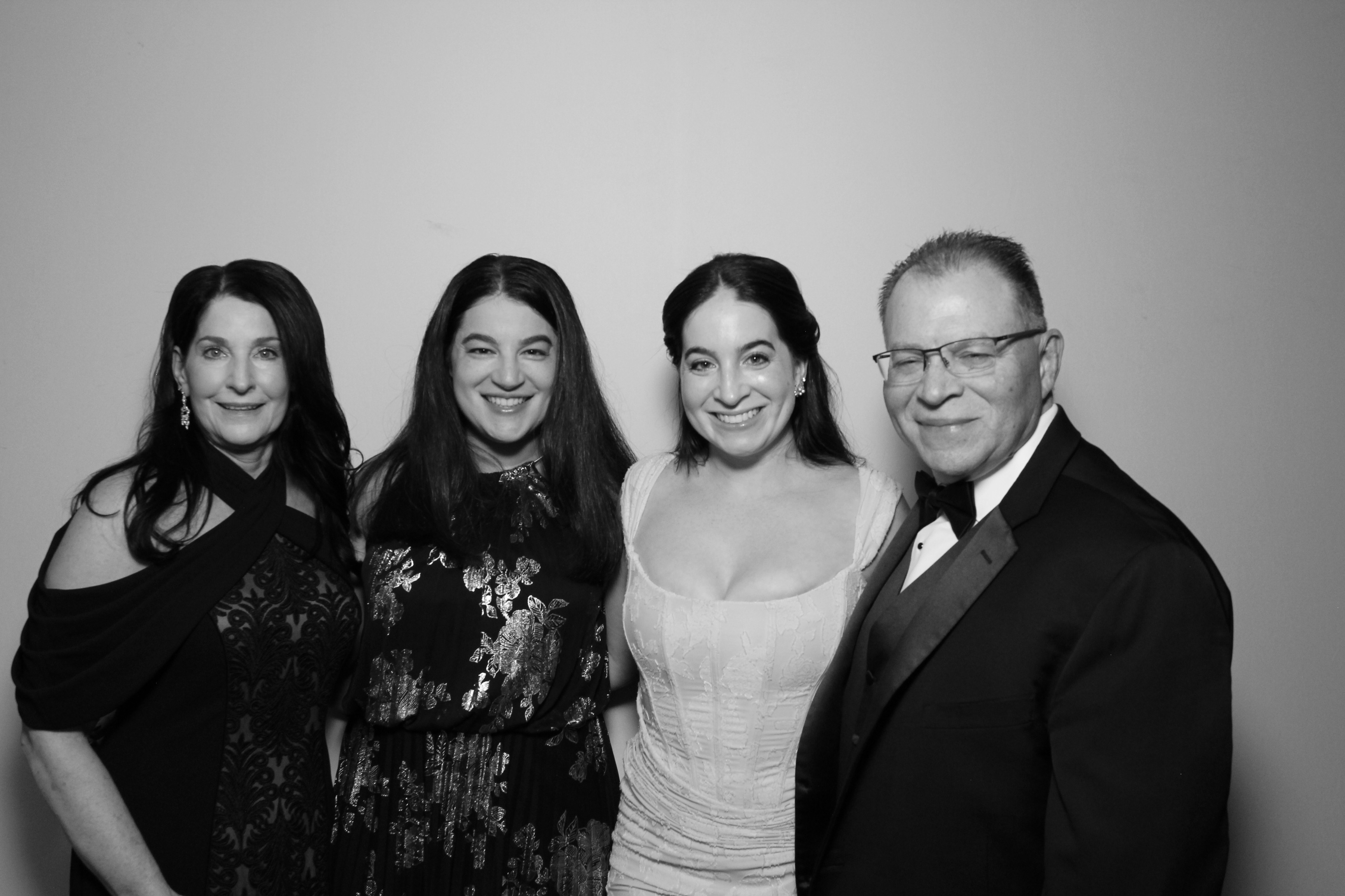Emily & Brenden Wedding | View more photos from the event at gallery.photoboothcincy.com/u/PhotoBoothCincy/Emily-Brenden-Wedding