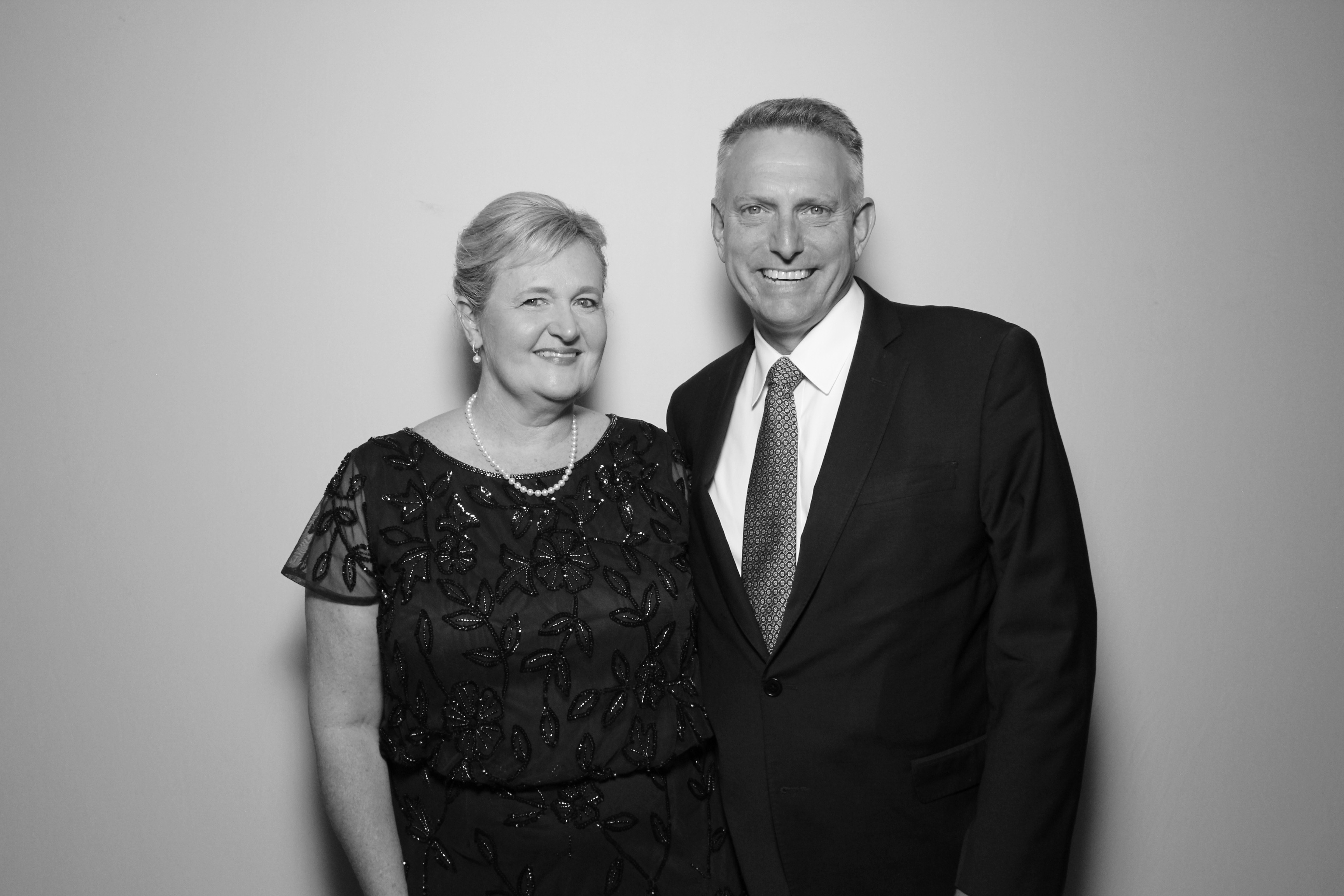 Emily & Brenden Wedding | View more photos from the event at gallery.photoboothcincy.com/u/PhotoBoothCincy/Emily-Brenden-Wedding