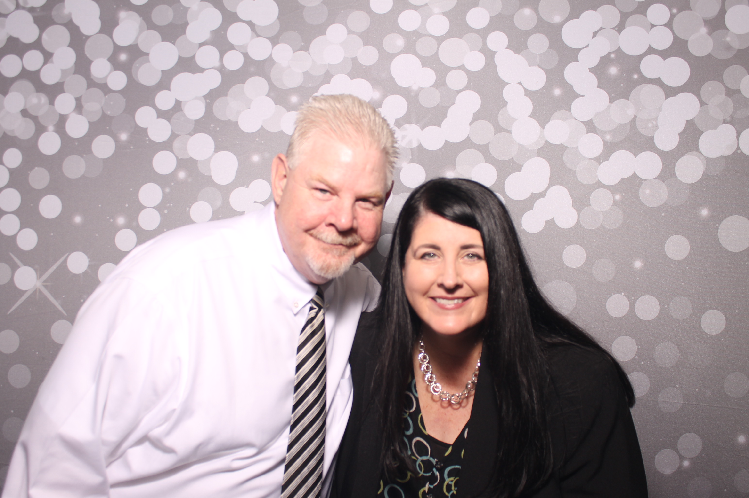 Emily & Logan Reception | View more photos from the event at gallery.photoboothcincy.com/u/PhotoBoothCincy/Emily-Logan-Reception