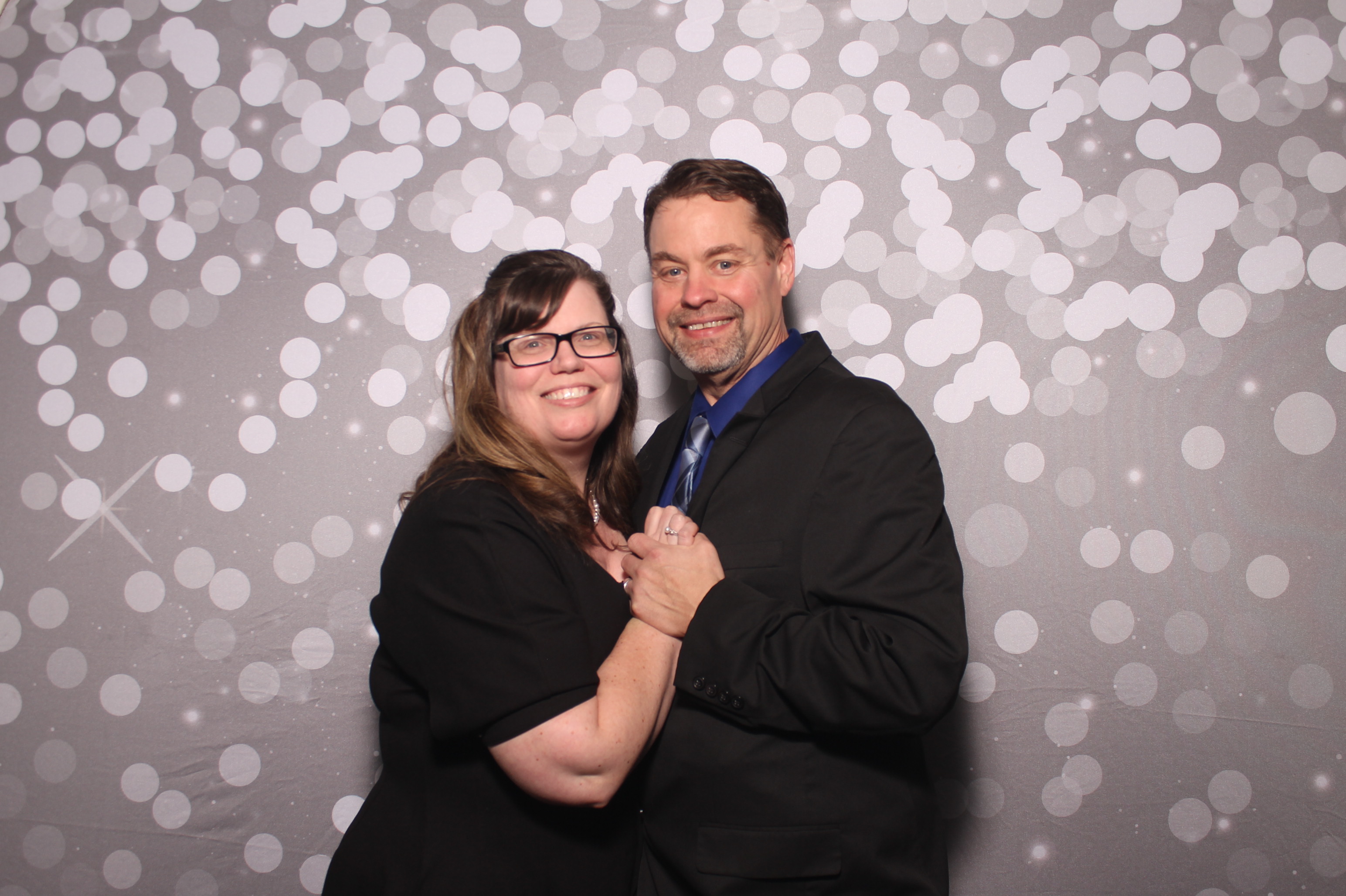 Emily & Logan Reception | View more photos from the event at gallery.photoboothcincy.com/u/PhotoBoothCincy/Emily-Logan-Reception