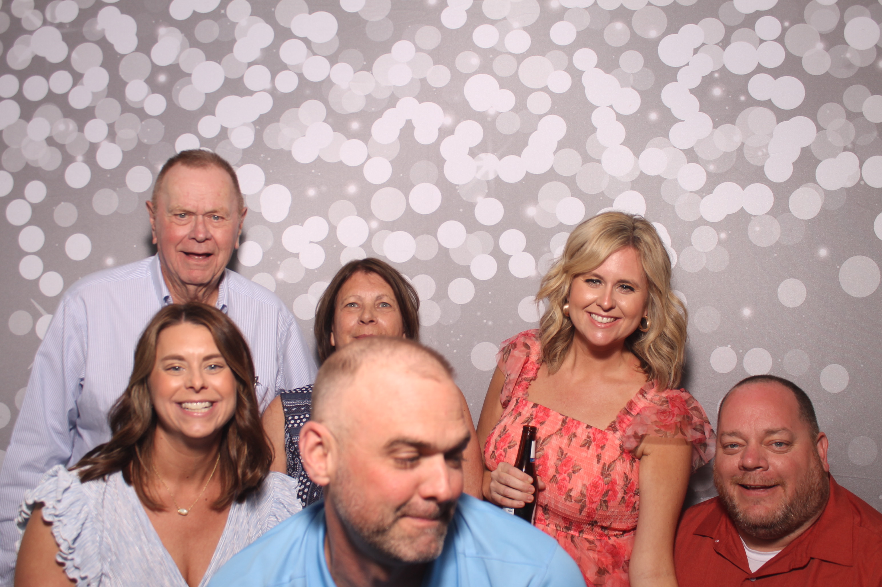 Emily & Logan Reception | View more photos from the event at gallery.photoboothcincy.com/u/PhotoBoothCincy/Emily-Logan-Reception