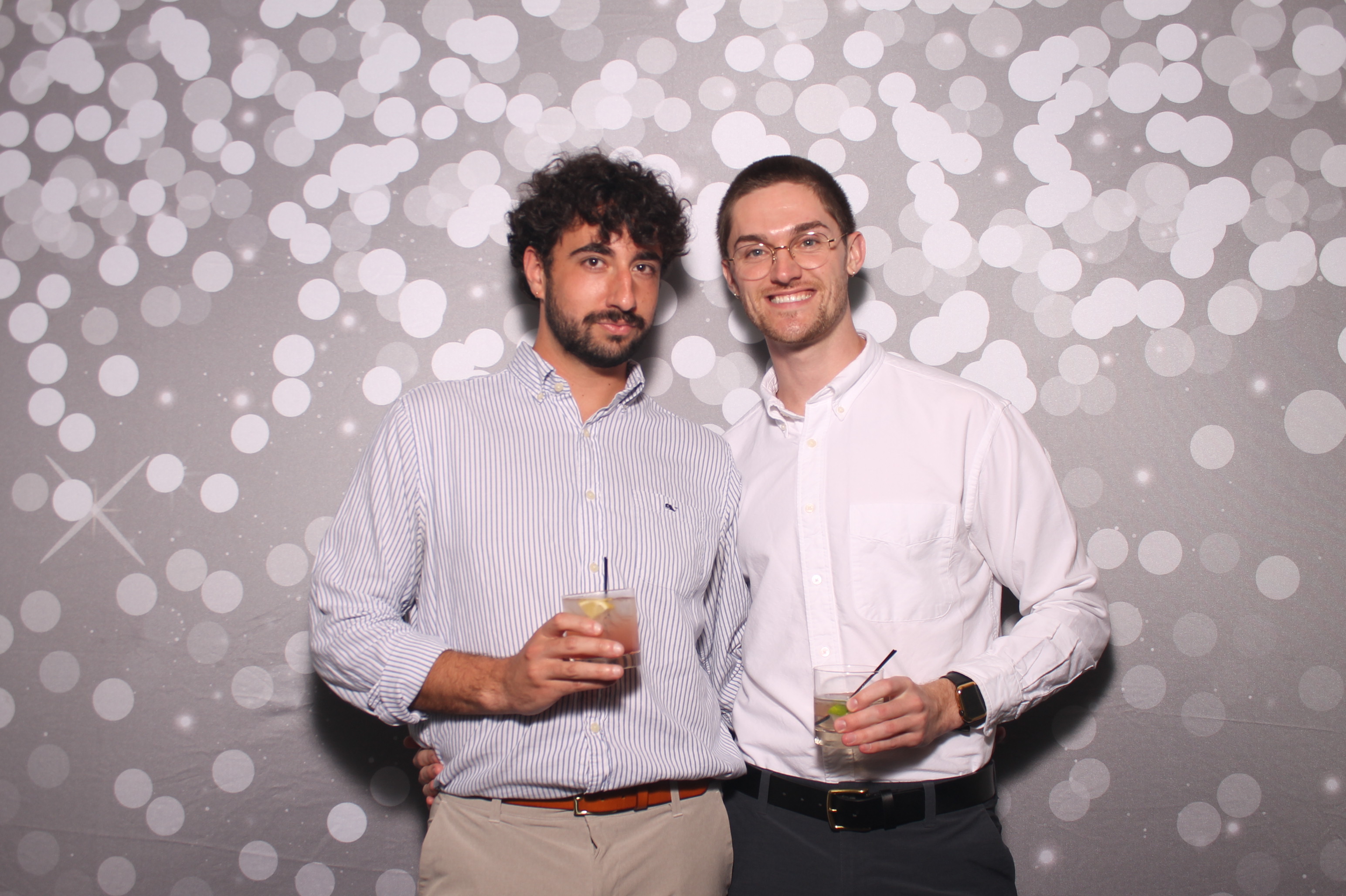 Emily & Logan Reception | View more photos from the event at gallery.photoboothcincy.com/u/PhotoBoothCincy/Emily-Logan-Reception