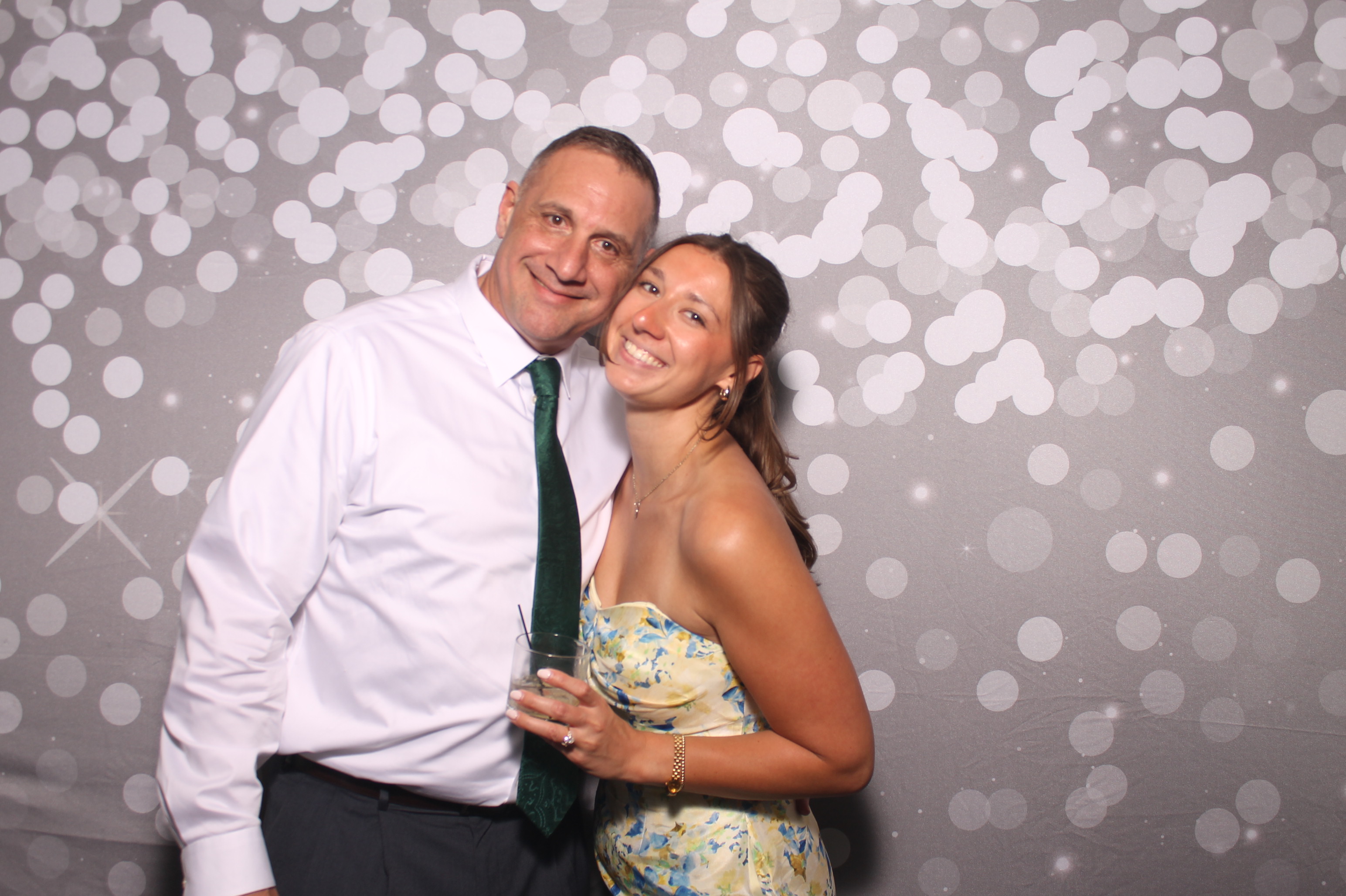 Emily & Logan Reception | View more photos from the event at gallery.photoboothcincy.com/u/PhotoBoothCincy/Emily-Logan-Reception