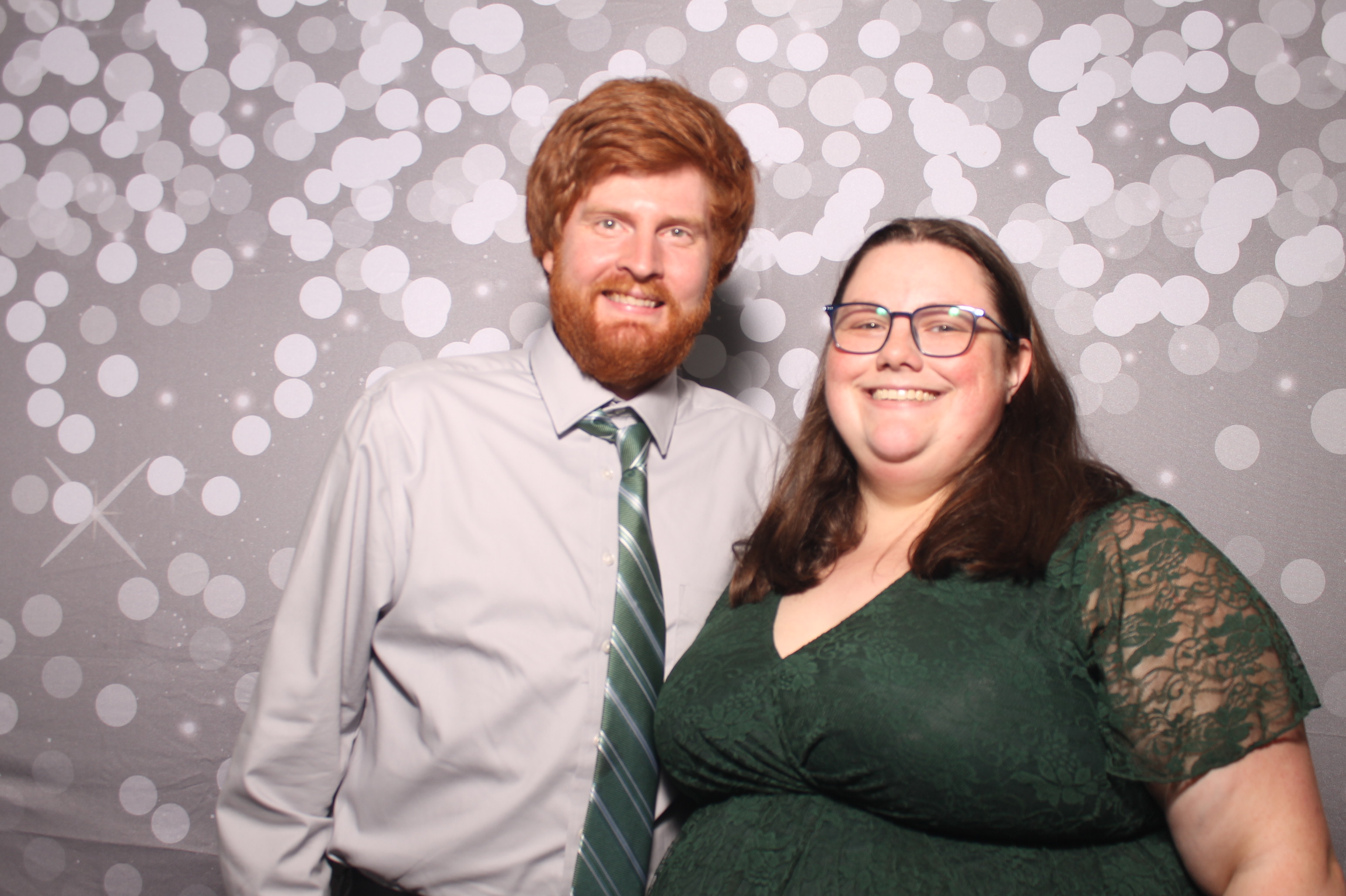 Emily & Logan Reception | View more photos from the event at gallery.photoboothcincy.com/u/PhotoBoothCincy/Emily-Logan-Reception