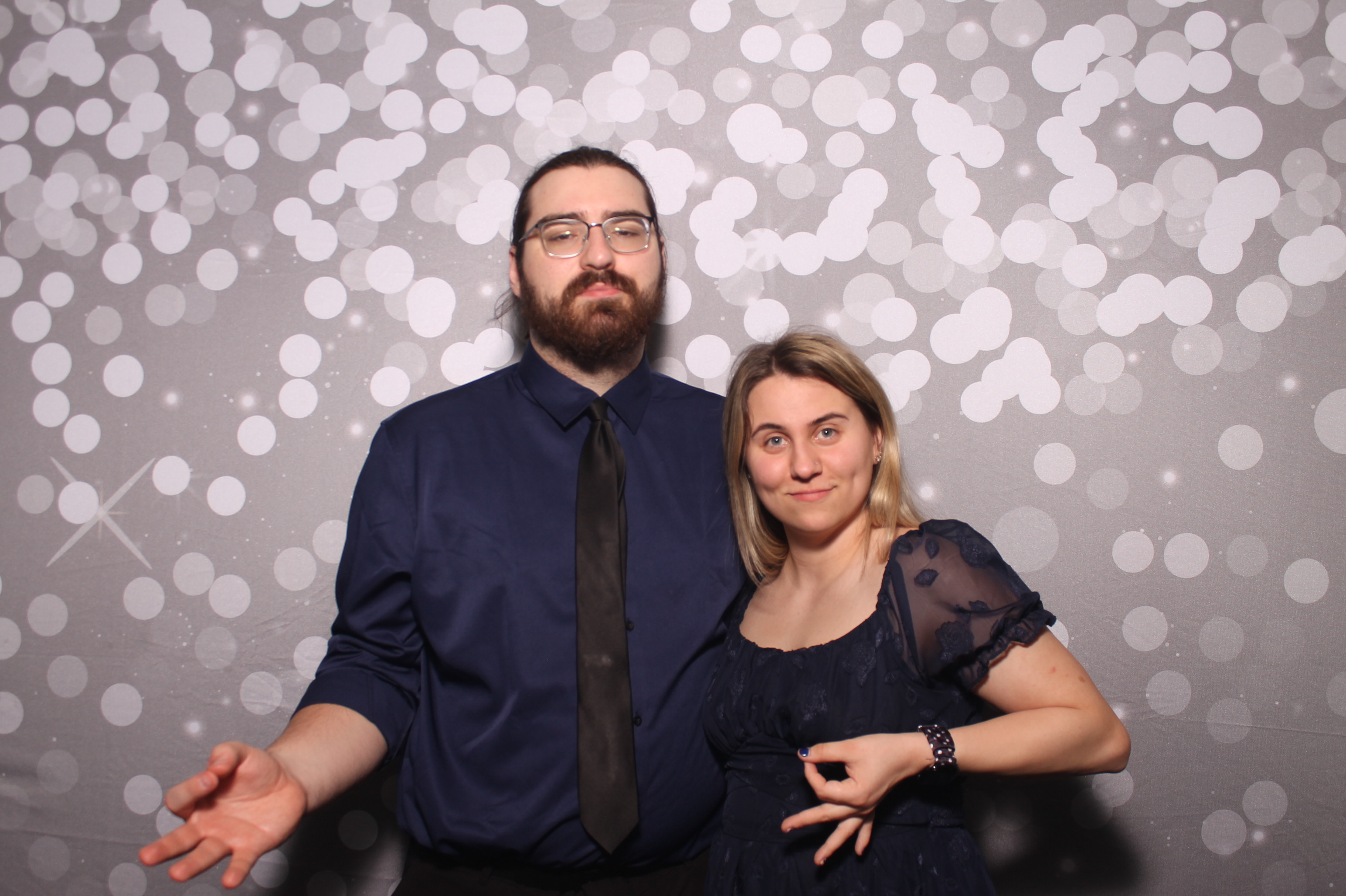 Emily & Logan Reception | View more photos from the event at gallery.photoboothcincy.com/u/PhotoBoothCincy/Emily-Logan-Reception