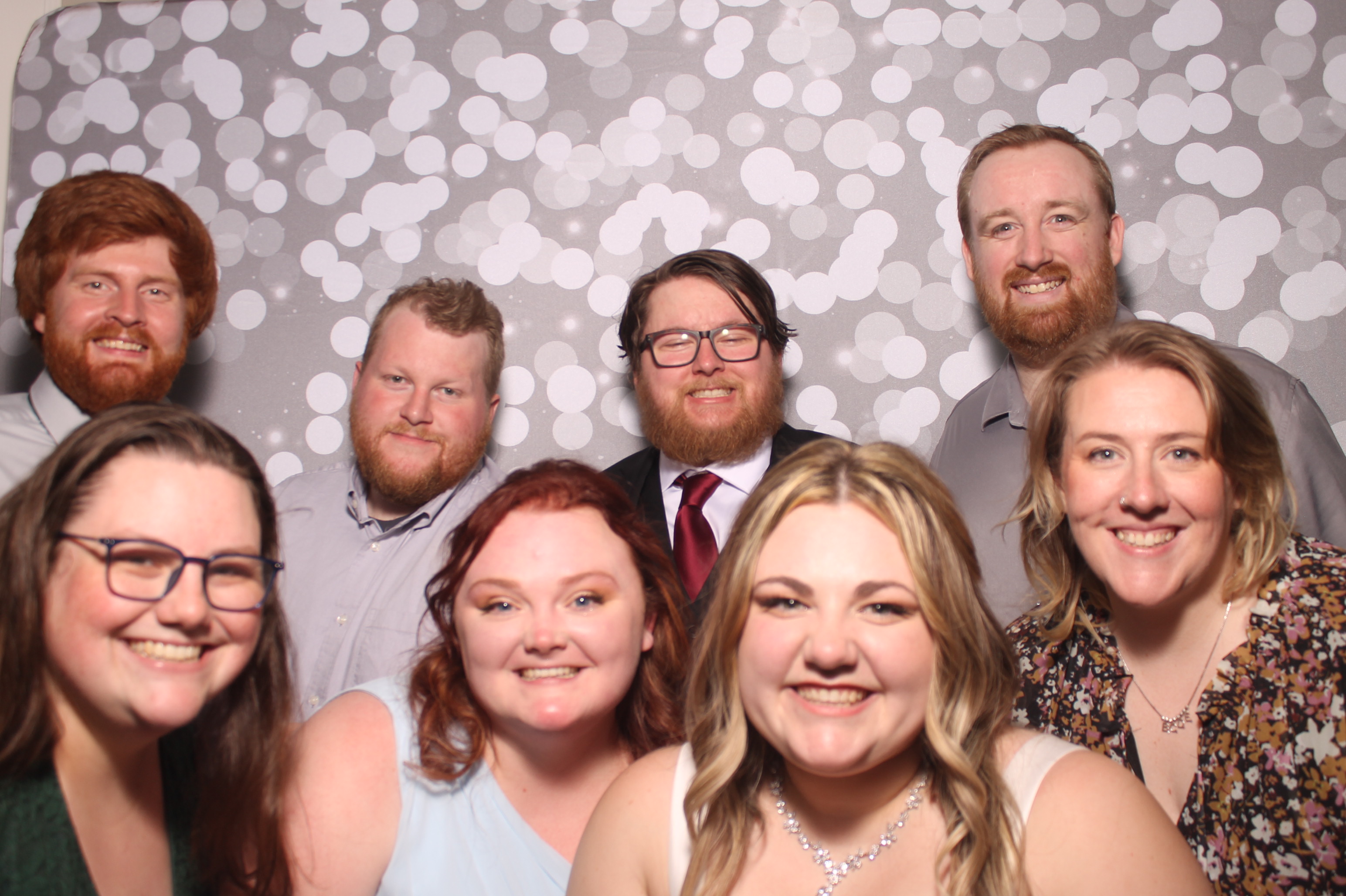 Emily & Logan Reception | View more photos from the event at gallery.photoboothcincy.com/u/PhotoBoothCincy/Emily-Logan-Reception
