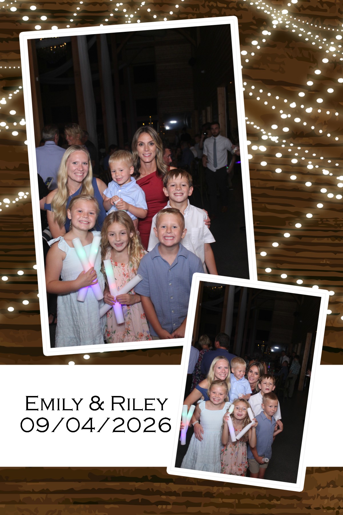 Emily & Riley | View more photos from the event at gallery.photoboothcincy.com/u/PhotoBoothCincy/Emily-Riley