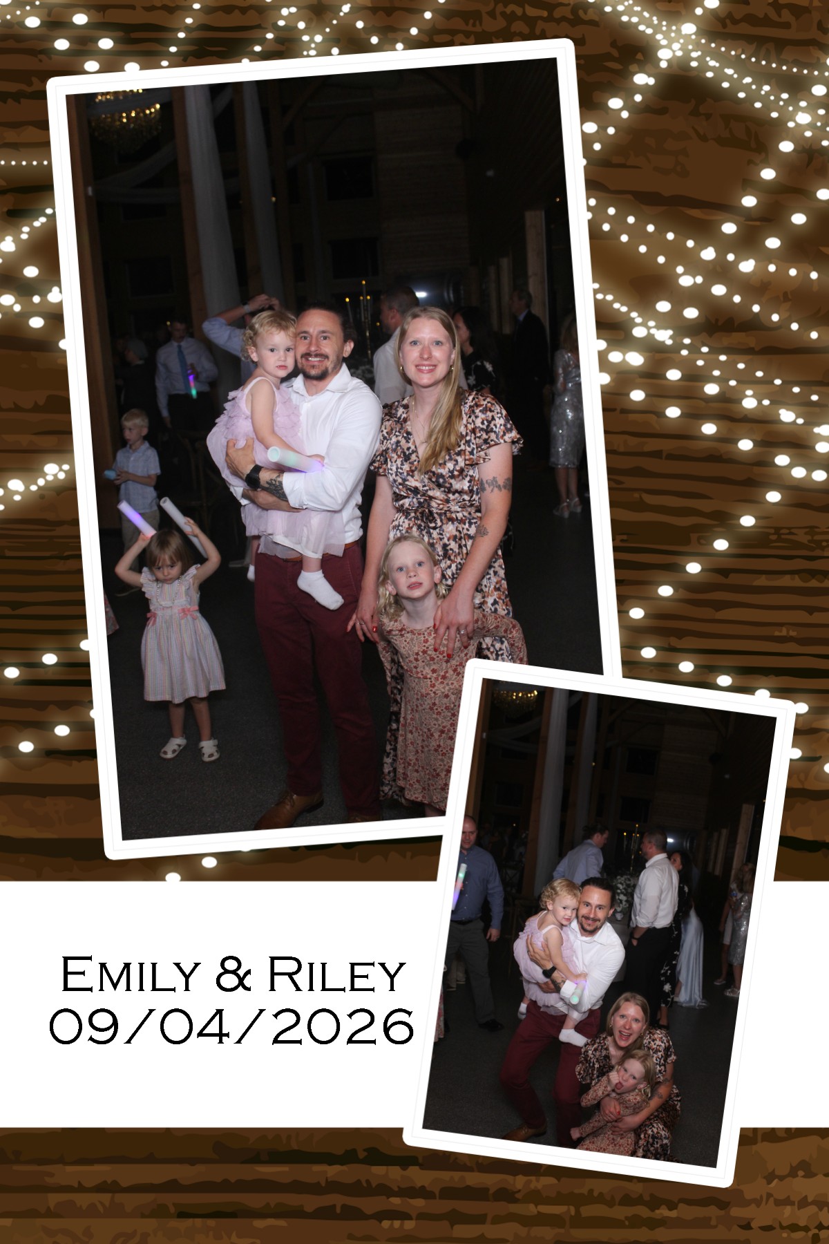 Emily & Riley | View more photos from the event at gallery.photoboothcincy.com/u/PhotoBoothCincy/Emily-Riley