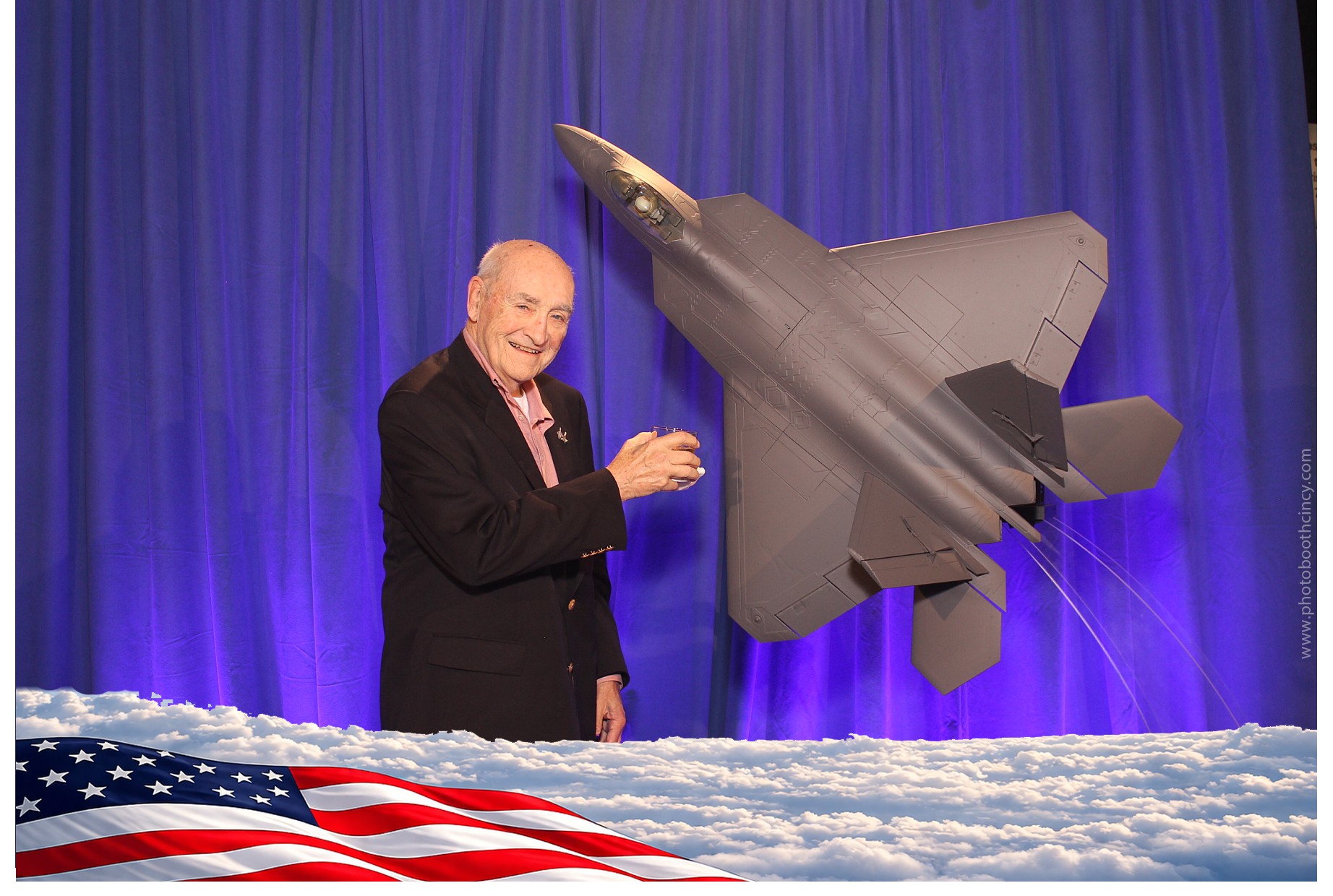 F-22 20 Year Celebration!! | View more photos from the event at gallery.photoboothcincy.com/u/PhotoBoothCincy/F-22-20-Year-Celebration
