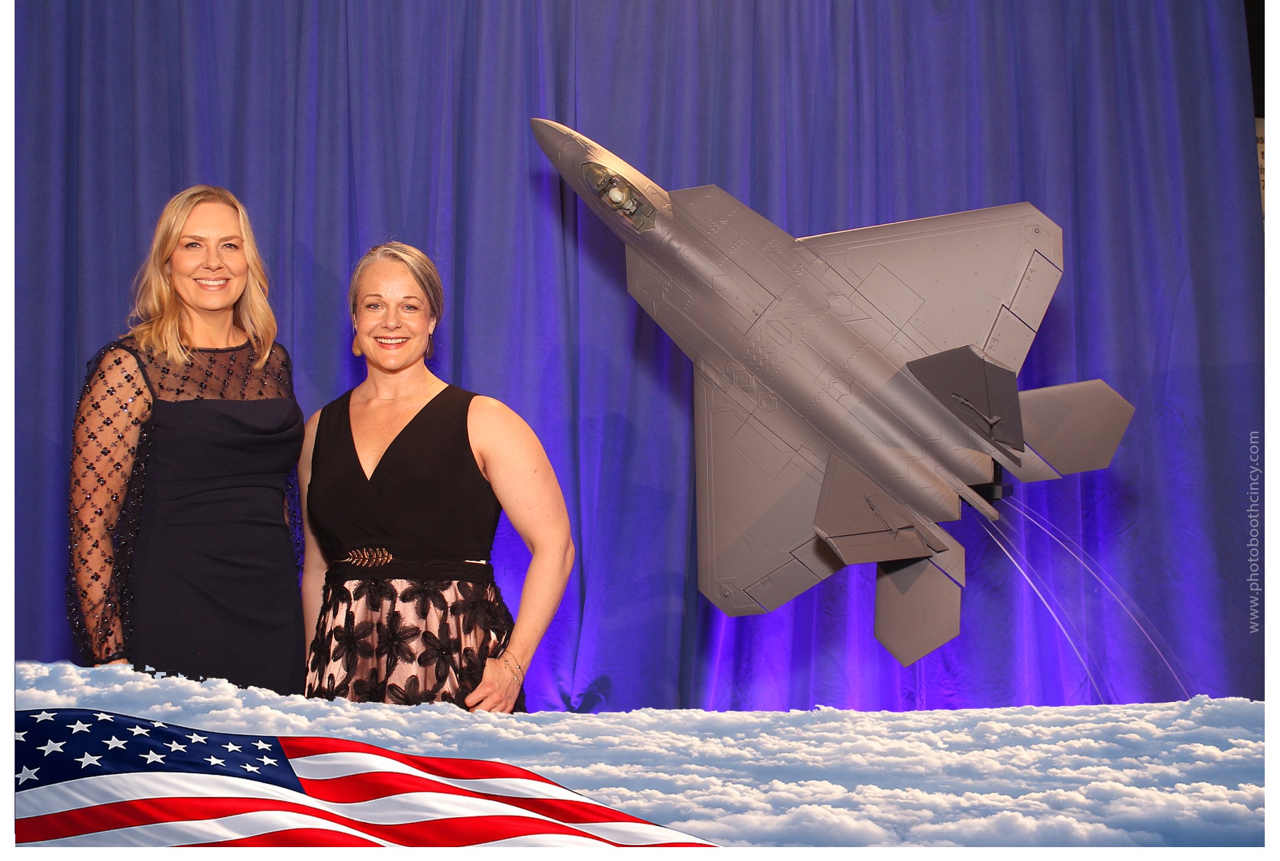 F-22 20 Year Celebration!! | View more photos from the event at gallery.photoboothcincy.com/u/PhotoBoothCincy/F-22-20-Year-Celebration