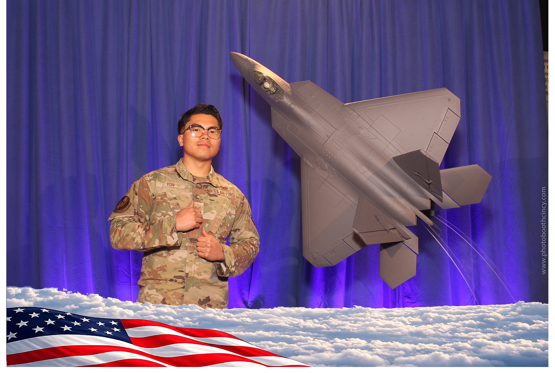 F-22 20 Year Celebration!! | View more photos from the event at gallery.photoboothcincy.com/u/PhotoBoothCincy/F-22-20-Year-Celebration