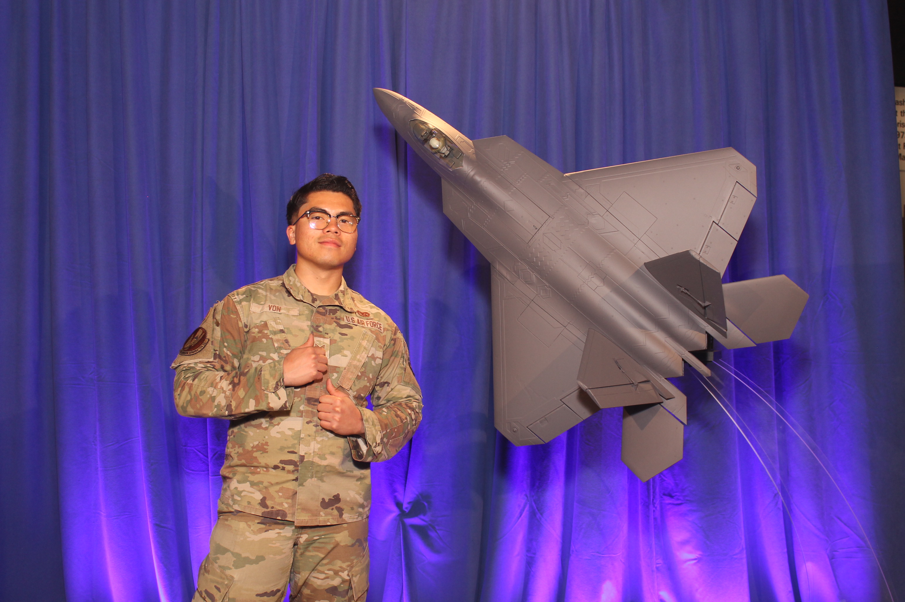F-22 20 Year Celebration!! | View more photos from the event at gallery.photoboothcincy.com/u/PhotoBoothCincy/F-22-20-Year-Celebration