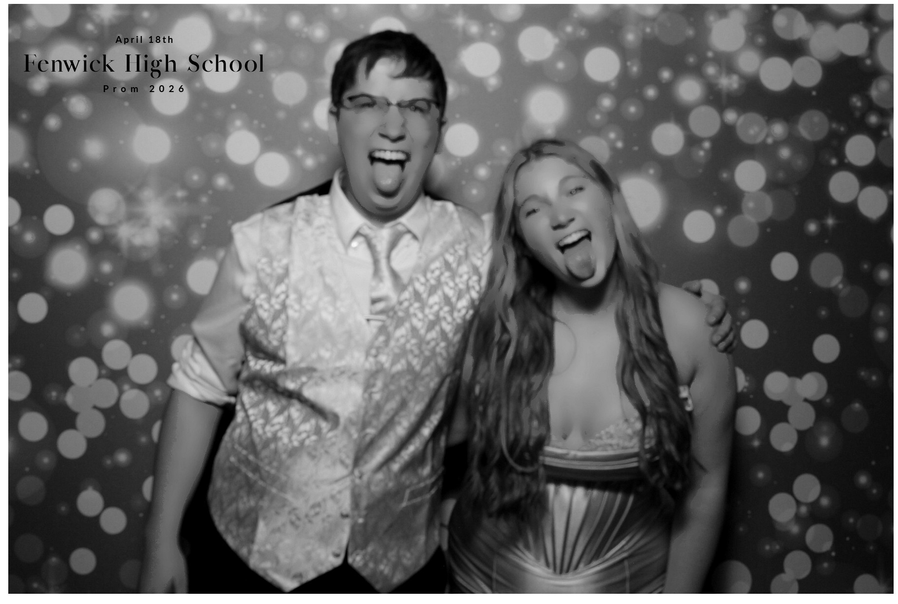 FHS Prom | View more photos from the event at gallery.photoboothcincy.com/u/PhotoBoothCincy/FHS-Prom