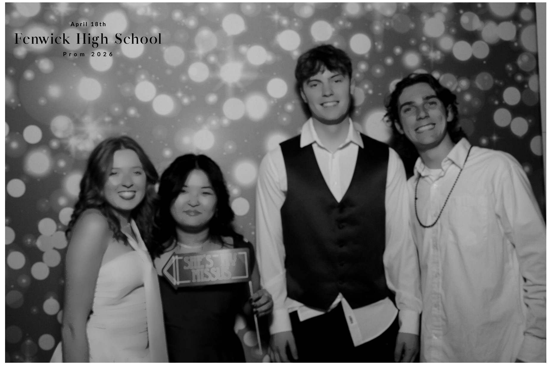 FHS Prom | View more photos from the event at gallery.photoboothcincy.com/u/PhotoBoothCincy/FHS-Prom