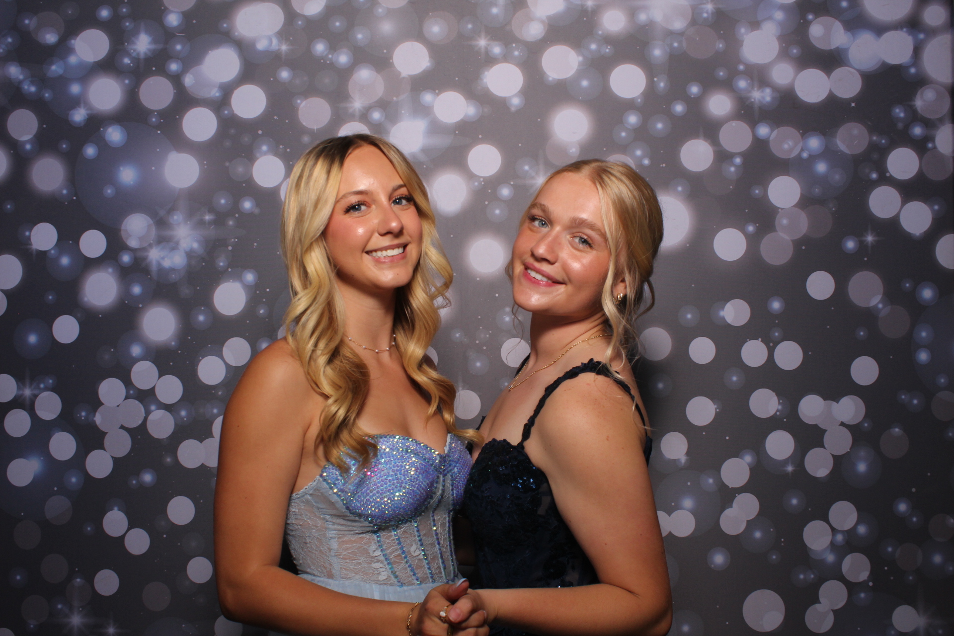 FHS Prom | View more photos from the event at gallery.photoboothcincy.com/u/PhotoBoothCincy/FHS-Prom