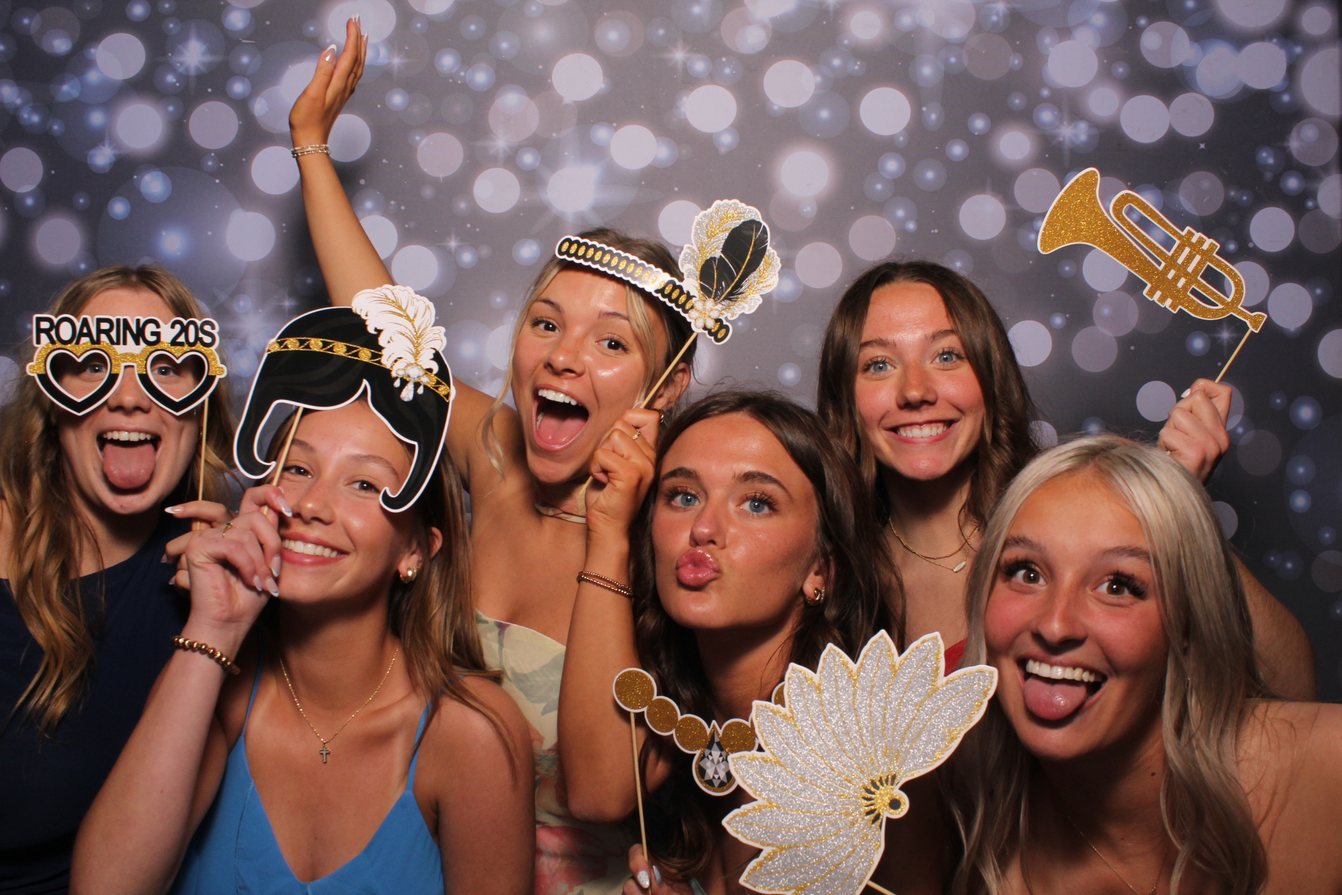 FHS Prom | View more photos from the event at gallery.photoboothcincy.com/u/PhotoBoothCincy/FHS-Prom