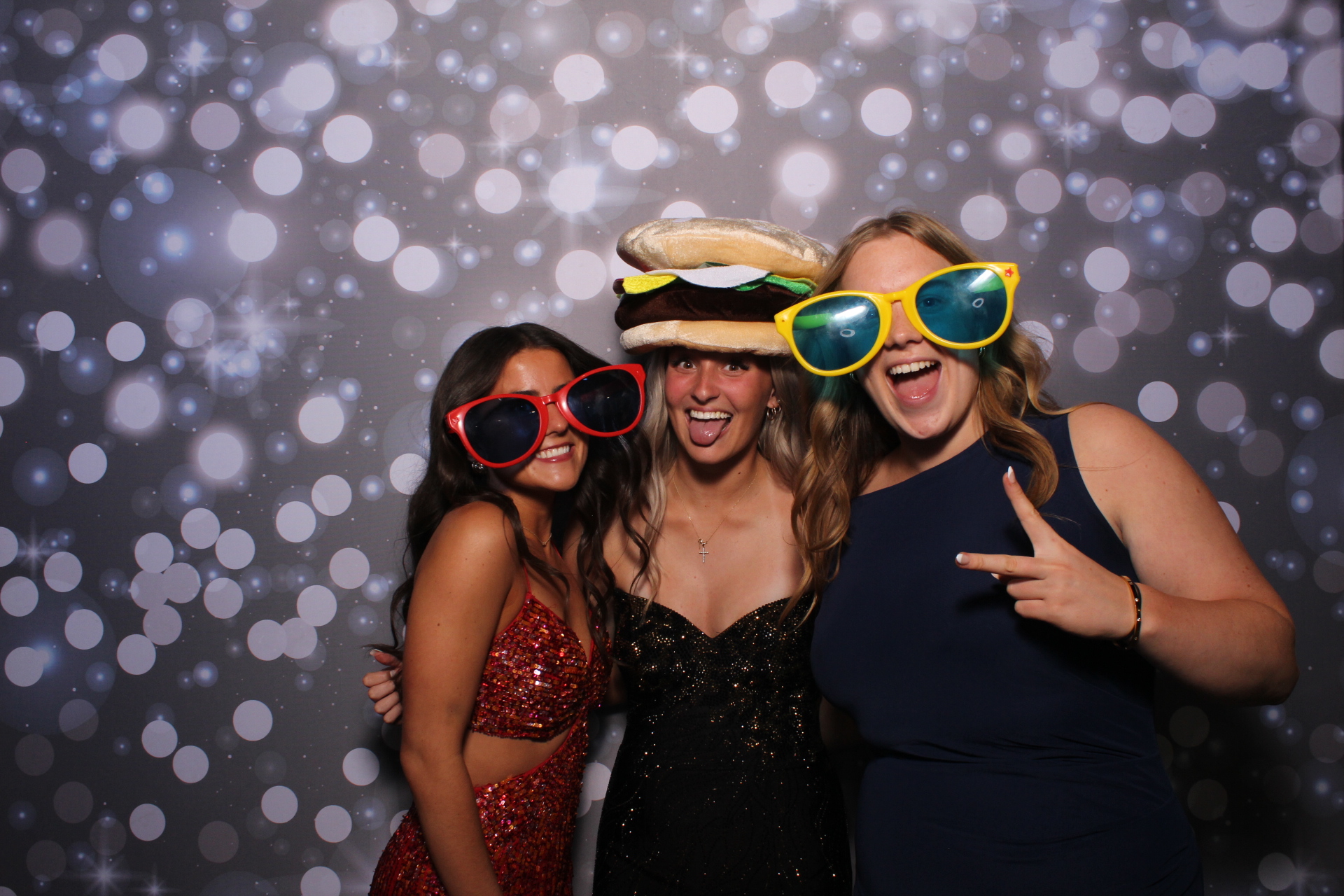 FHS Prom | View more photos from the event at gallery.photoboothcincy.com/u/PhotoBoothCincy/FHS-Prom