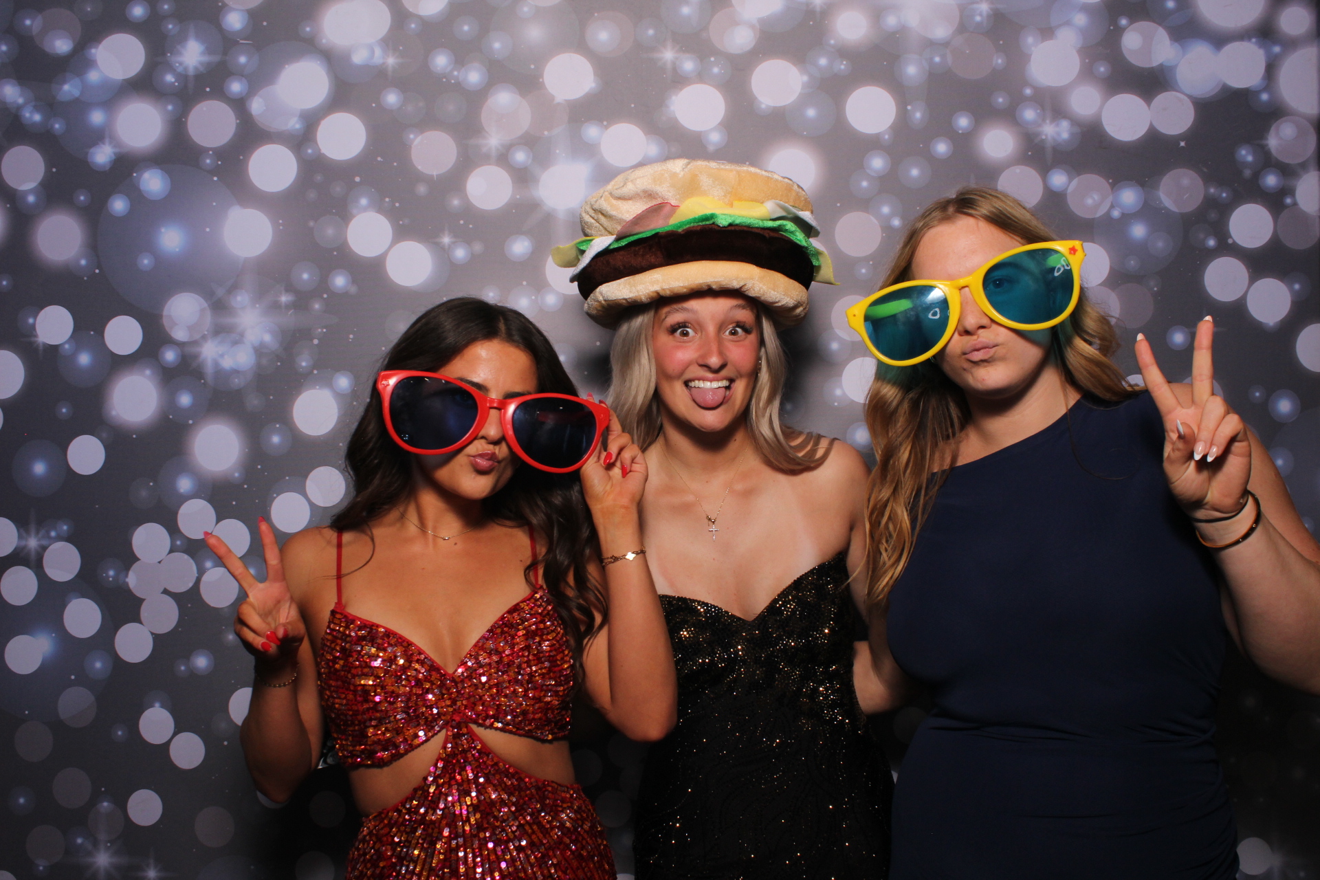FHS Prom | View more photos from the event at gallery.photoboothcincy.com/u/PhotoBoothCincy/FHS-Prom