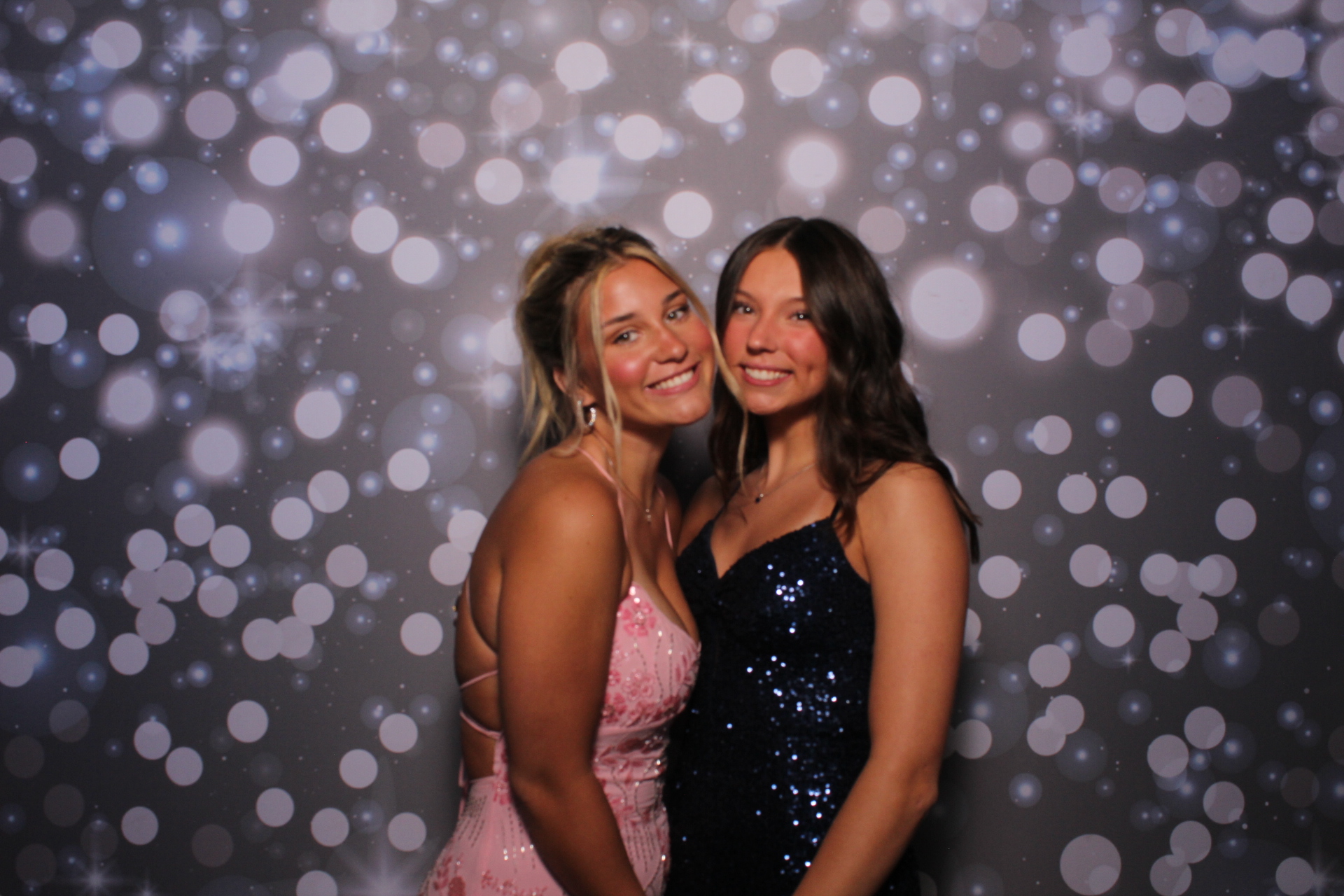FHS Prom | View more photos from the event at gallery.photoboothcincy.com/u/PhotoBoothCincy/FHS-Prom
