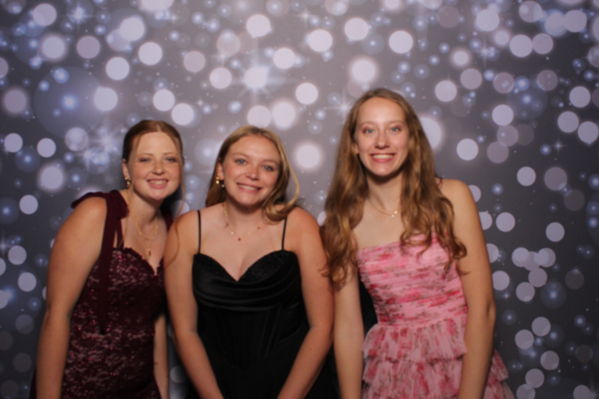 FHS Prom | View more photos from the event at gallery.photoboothcincy.com/u/PhotoBoothCincy/FHS-Prom