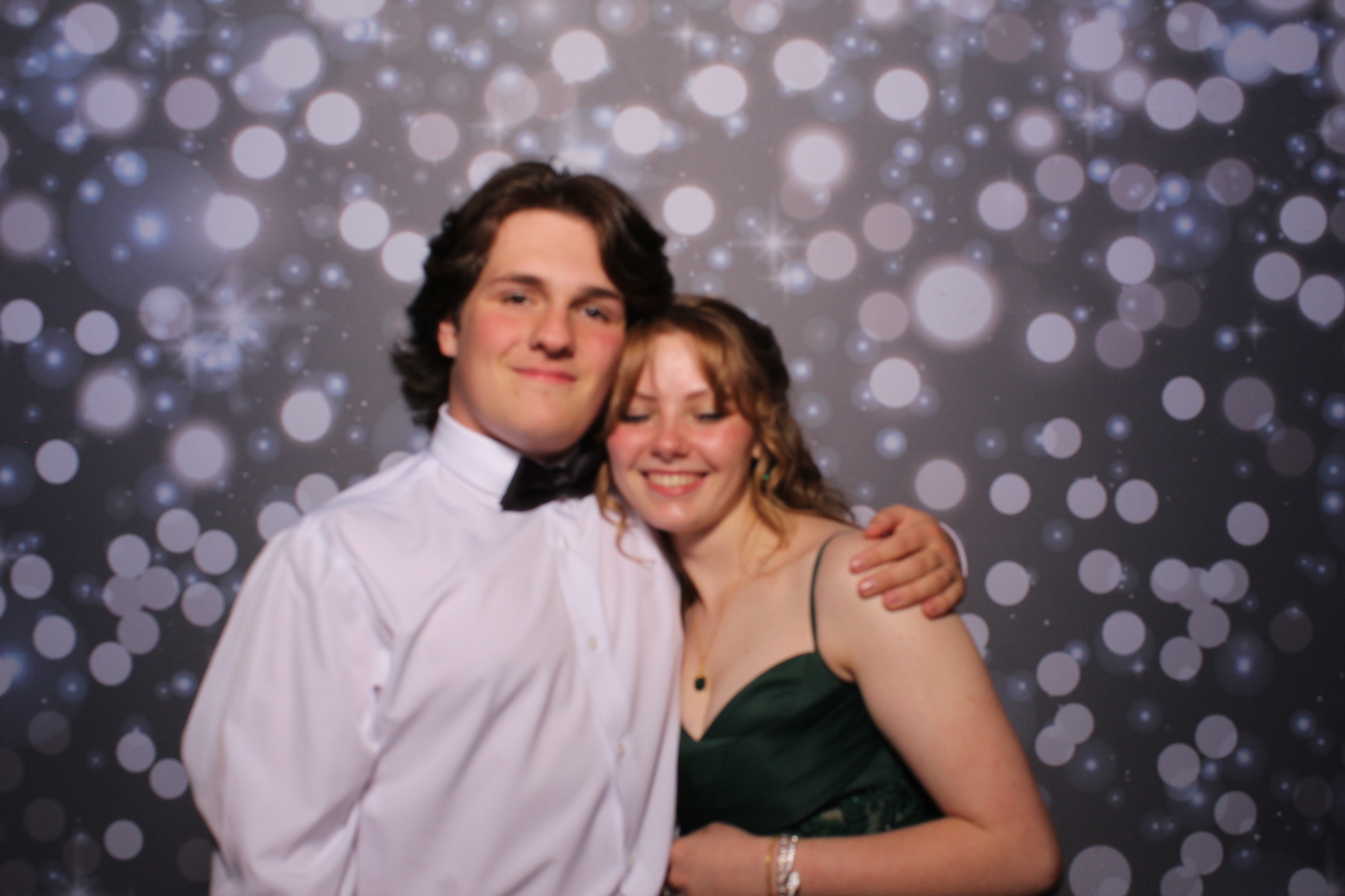 FHS Prom | View more photos from the event at gallery.photoboothcincy.com/u/PhotoBoothCincy/FHS-Prom