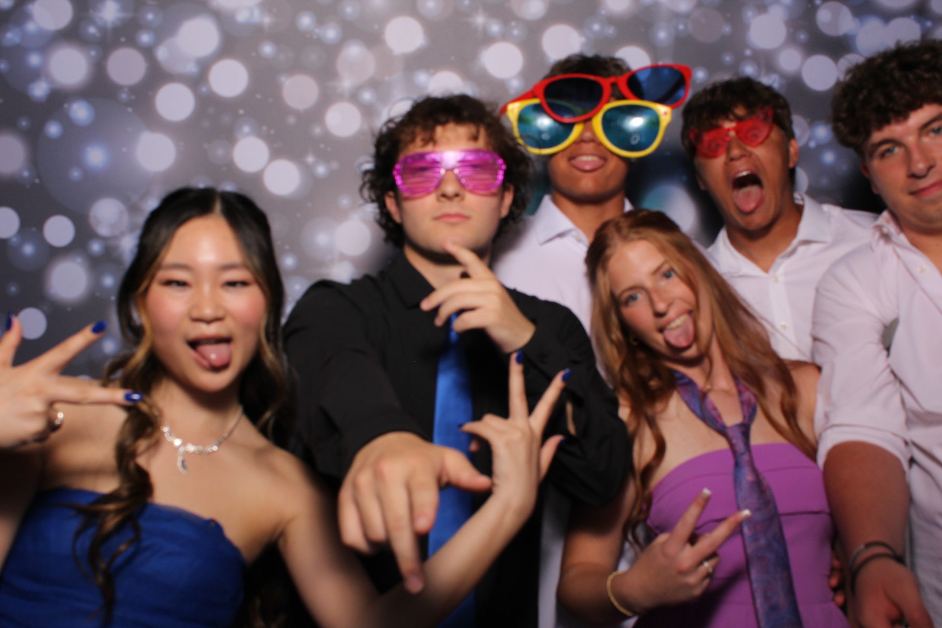 FHS Prom | View more photos from the event at gallery.photoboothcincy.com/u/PhotoBoothCincy/FHS-Prom