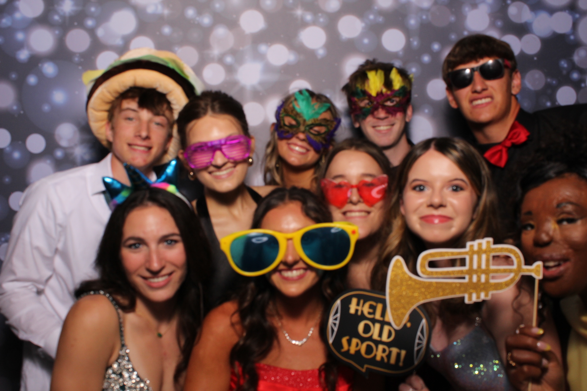 FHS Prom | View more photos from the event at gallery.photoboothcincy.com/u/PhotoBoothCincy/FHS-Prom