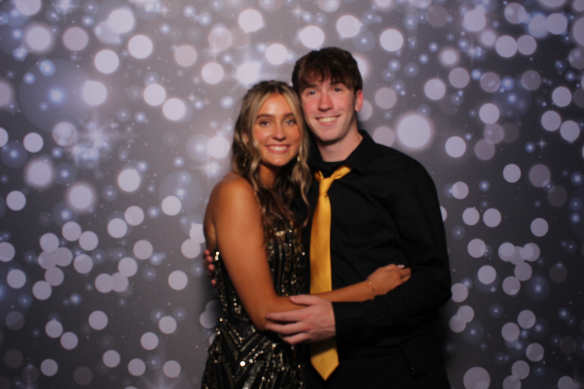 FHS Prom | View more photos from the event at gallery.photoboothcincy.com/u/PhotoBoothCincy/FHS-Prom