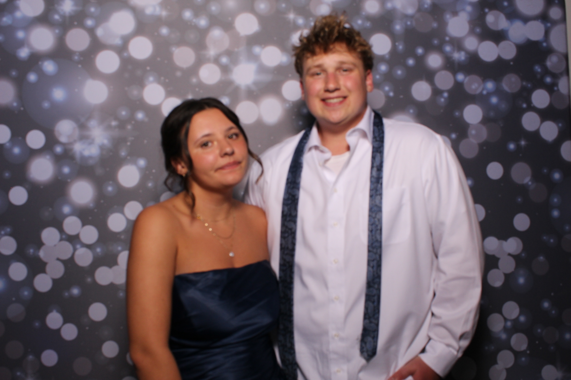 FHS Prom | View more photos from the event at gallery.photoboothcincy.com/u/PhotoBoothCincy/FHS-Prom