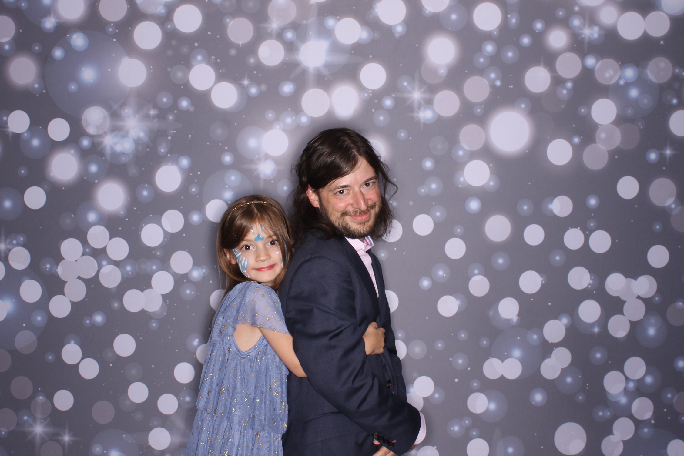 Father Daughter Cupcake Prom | View more photos from the event at gallery.photoboothcincy.com/u/PhotoBoothCincy/Father-Daughter-Cupcake-Prom-2