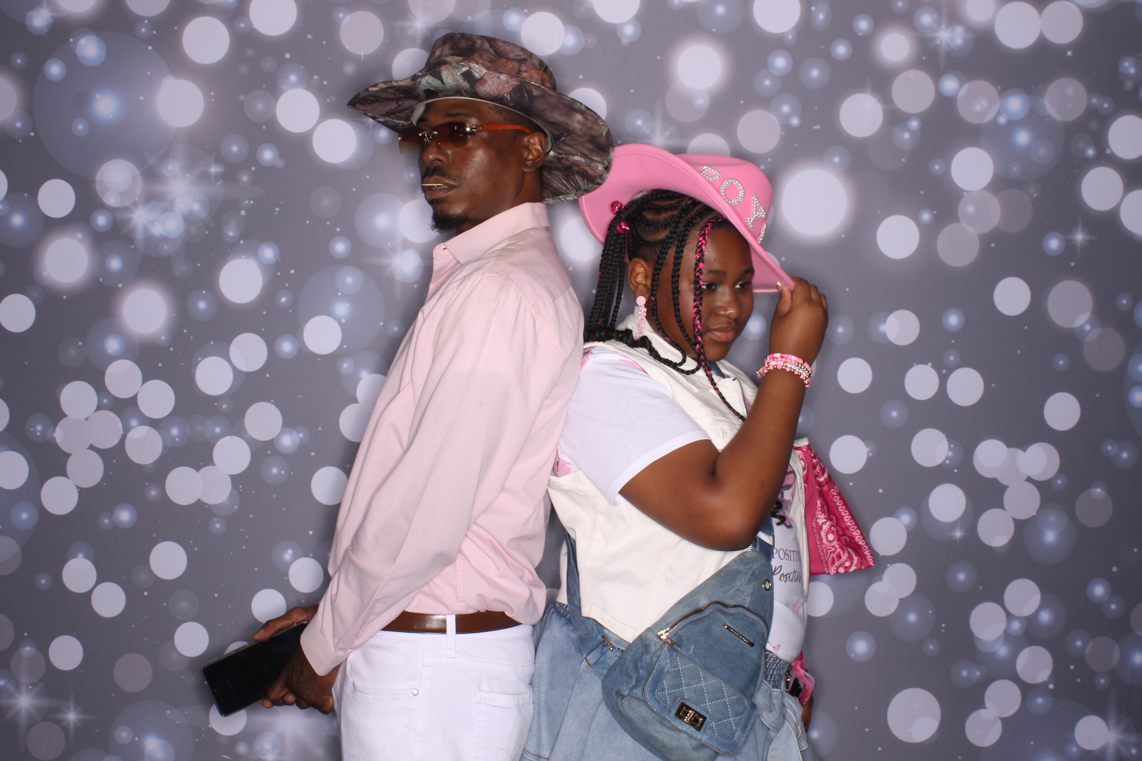 Father Daughter Cupcake Prom | View more photos from the event at gallery.photoboothcincy.com/u/PhotoBoothCincy/Father-Daughter-Cupcake-Prom-2