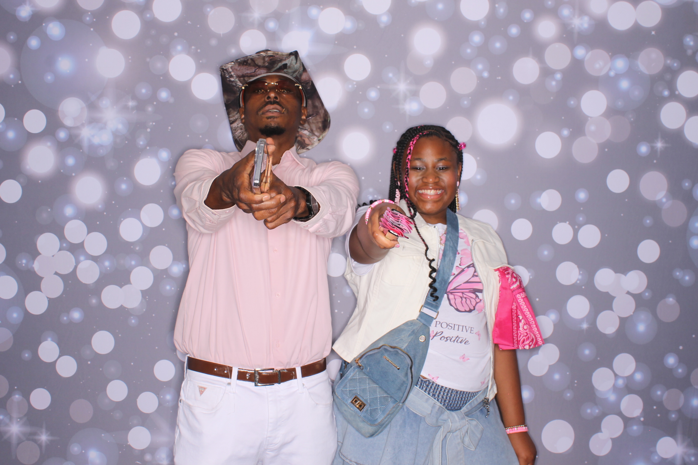 Father Daughter Cupcake Prom | View more photos from the event at gallery.photoboothcincy.com/u/PhotoBoothCincy/Father-Daughter-Cupcake-Prom-2