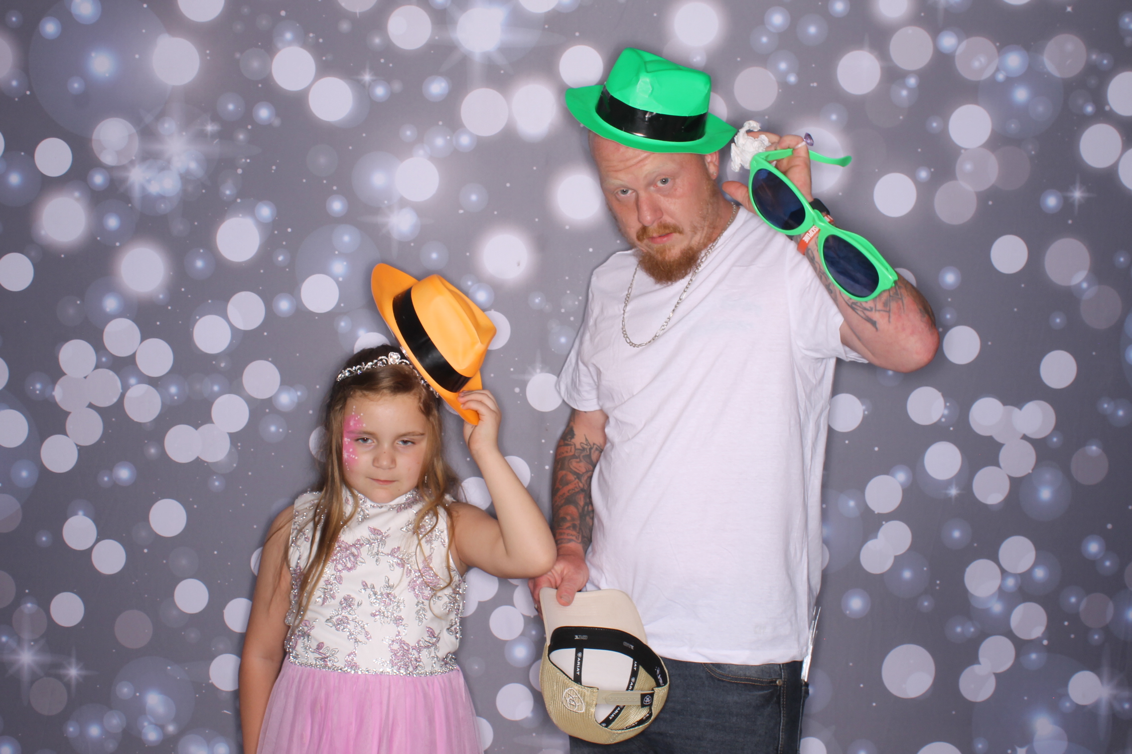 Father Daughter Cupcake Prom | View more photos from the event at gallery.photoboothcincy.com/u/PhotoBoothCincy/Father-Daughter-Cupcake-Prom-2