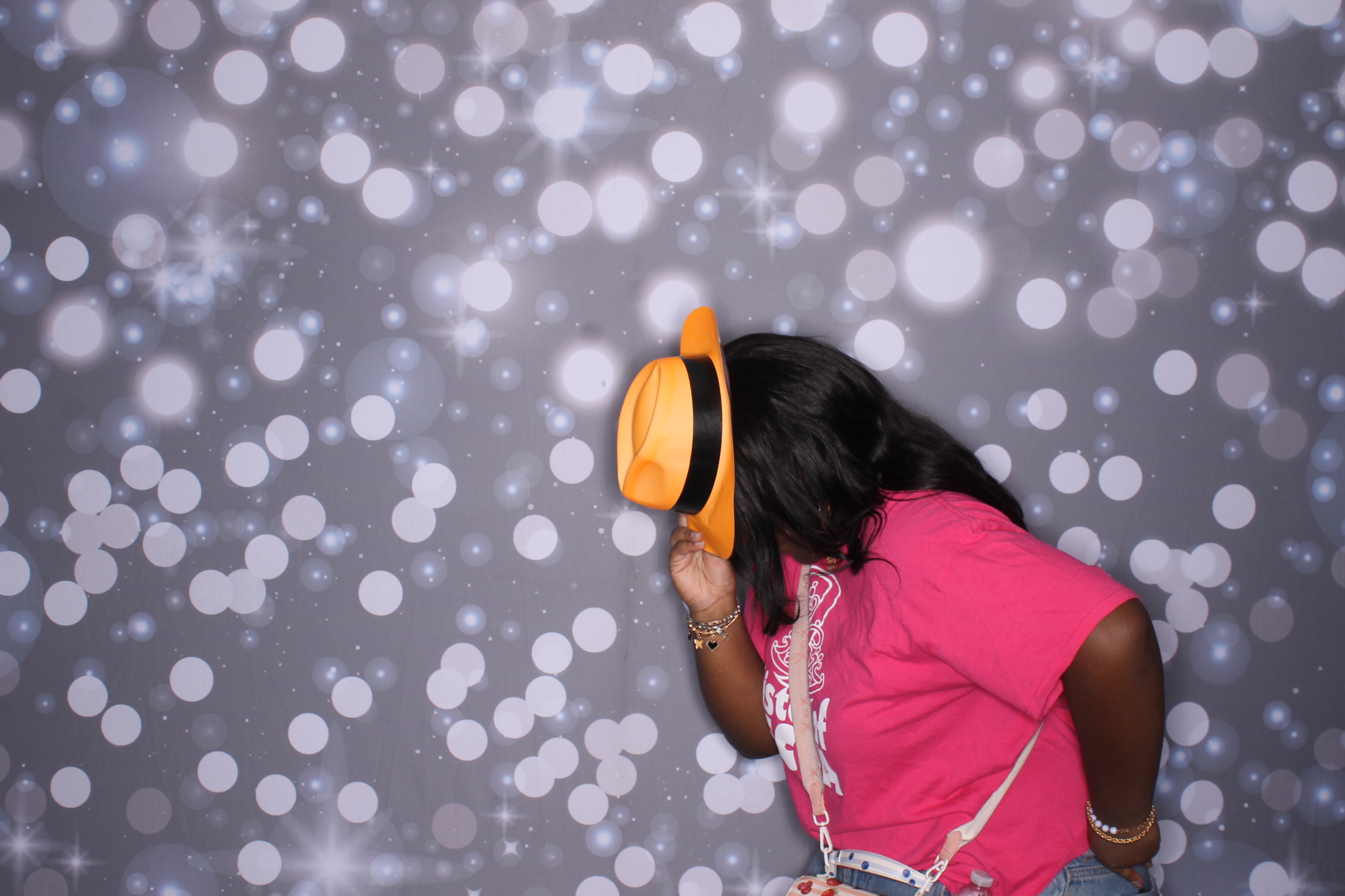 Father Daughter Cupcake Prom | View more photos from the event at gallery.photoboothcincy.com/u/PhotoBoothCincy/Father-Daughter-Cupcake-Prom-2