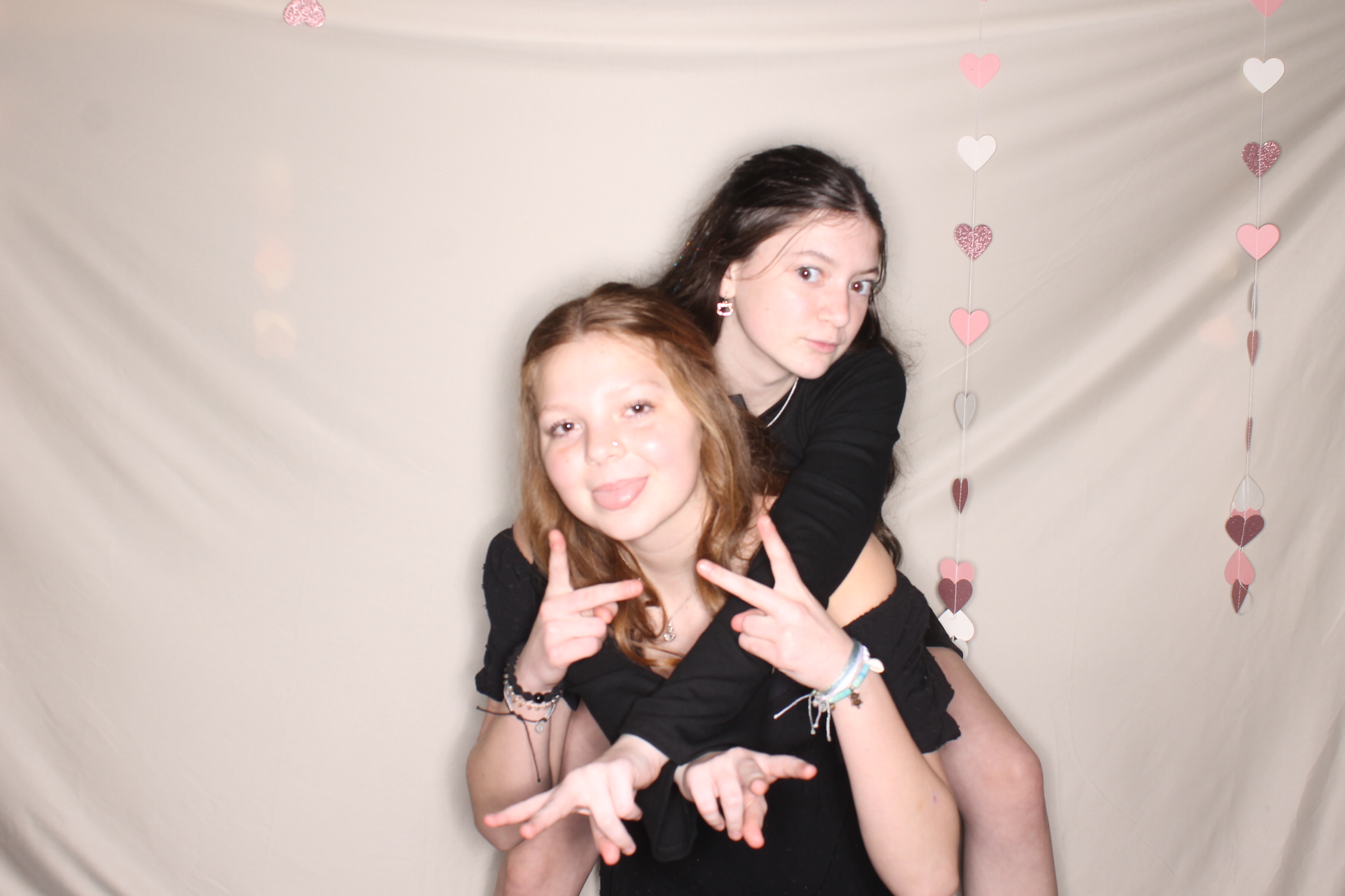 February Frost | View more photos from the event at gallery.photoboothcincy.com/u/PhotoBoothCincy/February-Frost