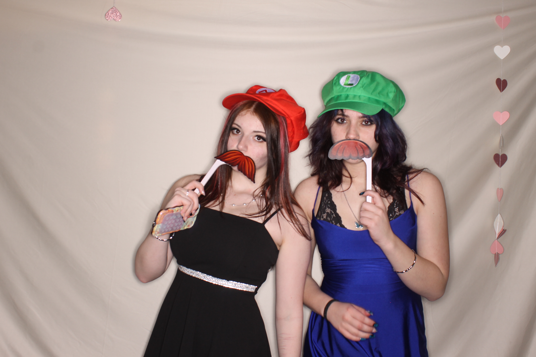 February Frost | View more photos from the event at gallery.photoboothcincy.com/u/PhotoBoothCincy/February-Frost