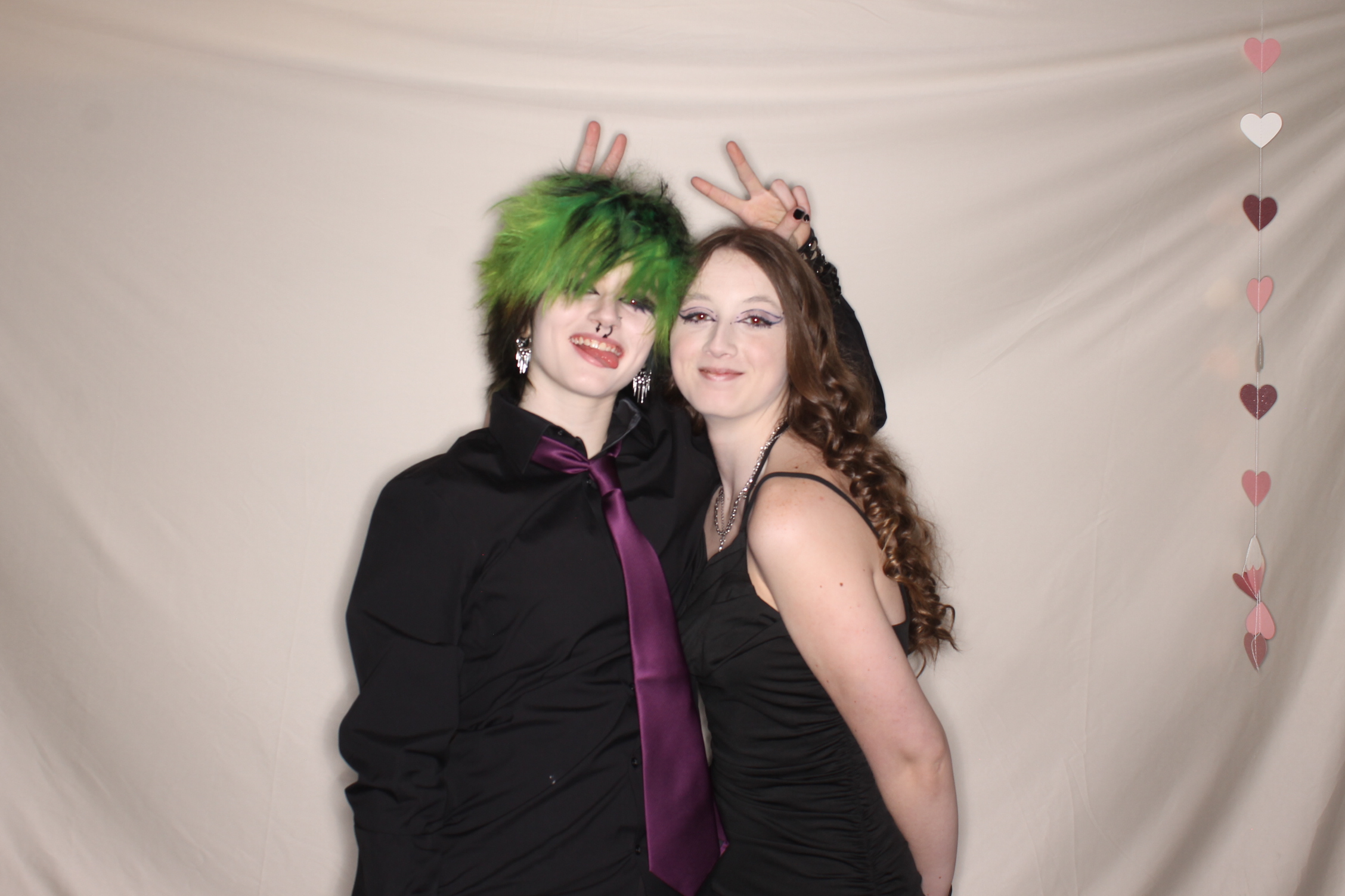 February Frost | View more photos from the event at gallery.photoboothcincy.com/u/PhotoBoothCincy/February-Frost