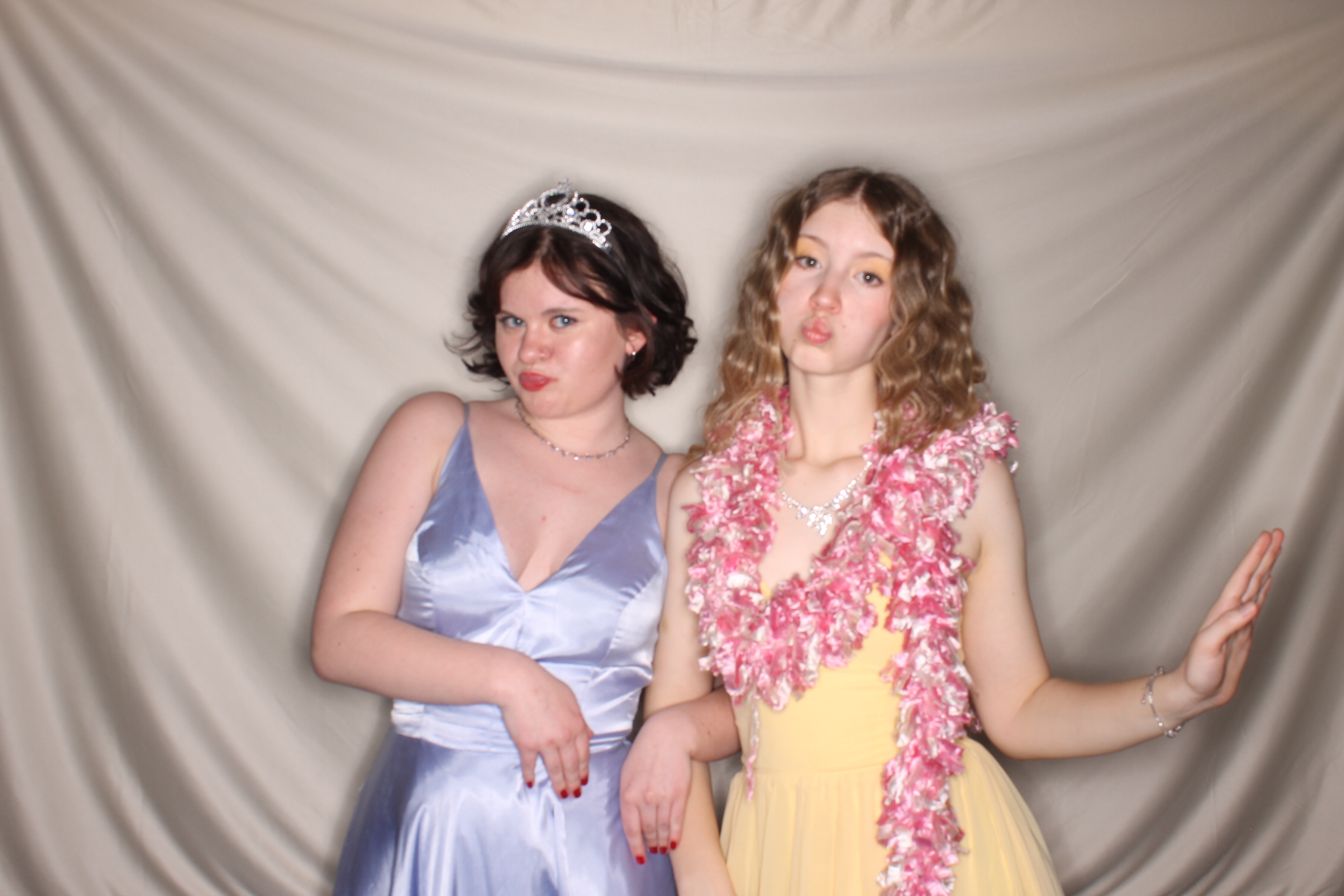 February Frost | View more photos from the event at gallery.photoboothcincy.com/u/PhotoBoothCincy/February-Frost