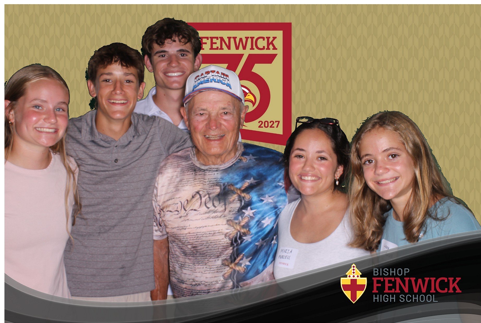 Fenwick Family Night | View more photos from the event at gallery.photoboothcincy.com/u/PhotoBoothCincy/Fenwick-Family-Night
