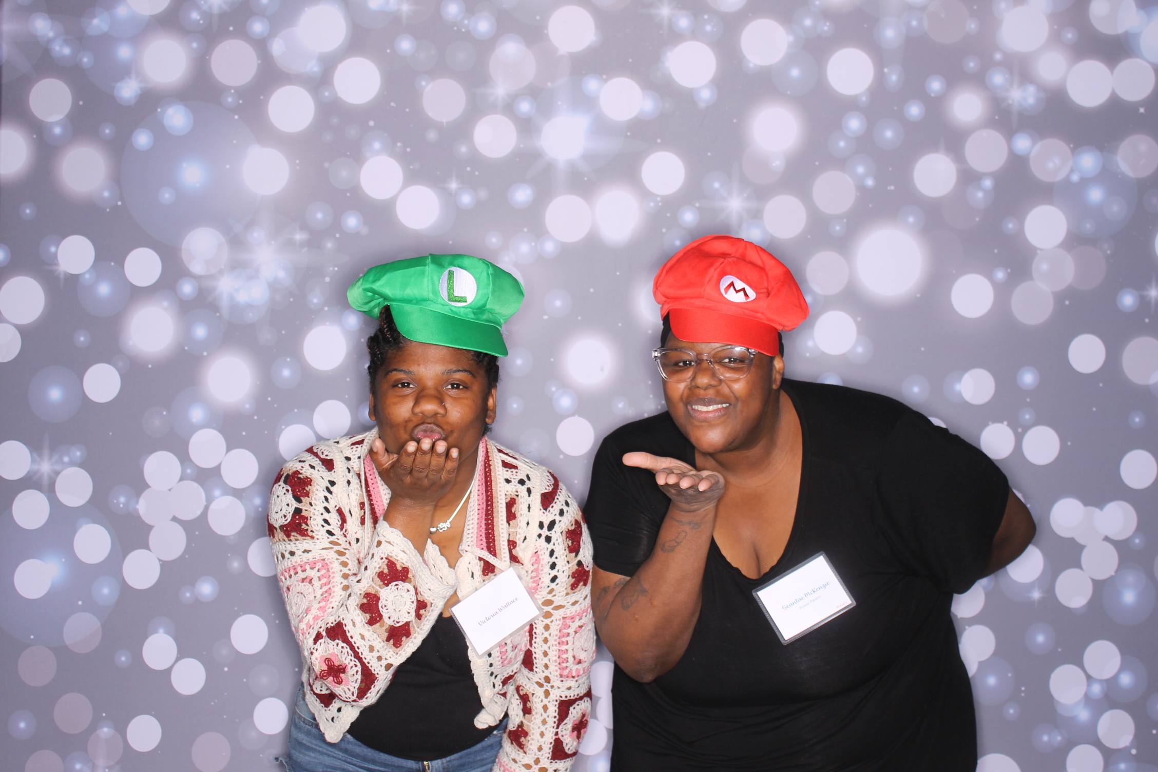Foster Parent Appreciation Dinner | View more photos from the event at gallery.photoboothcincy.com/u/PhotoBoothCincy/Foster-Parent-Appreciation-Dinner