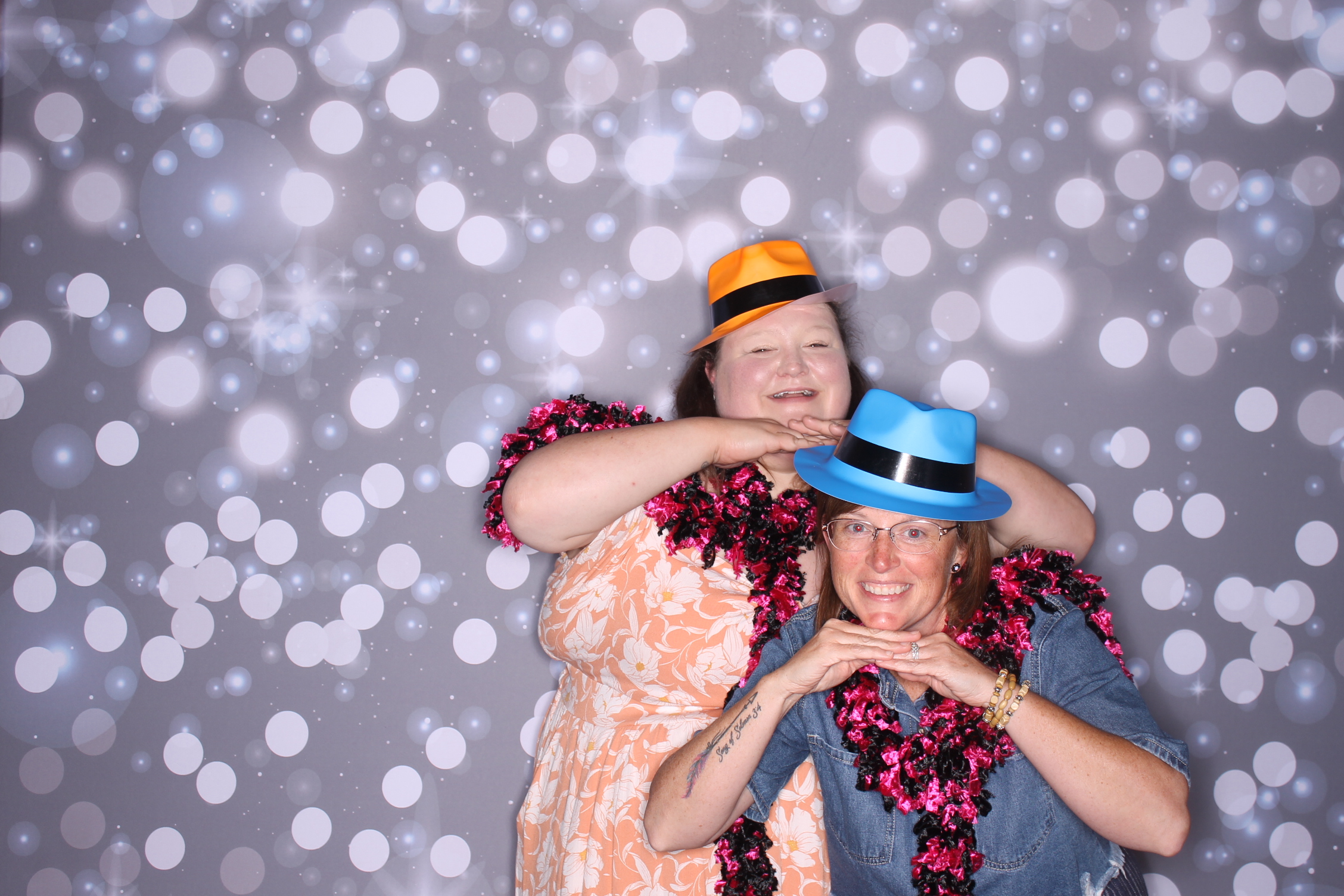 Foster Parent Appreciation Dinner | View more photos from the event at gallery.photoboothcincy.com/u/PhotoBoothCincy/Foster-Parent-Appreciation-Dinner