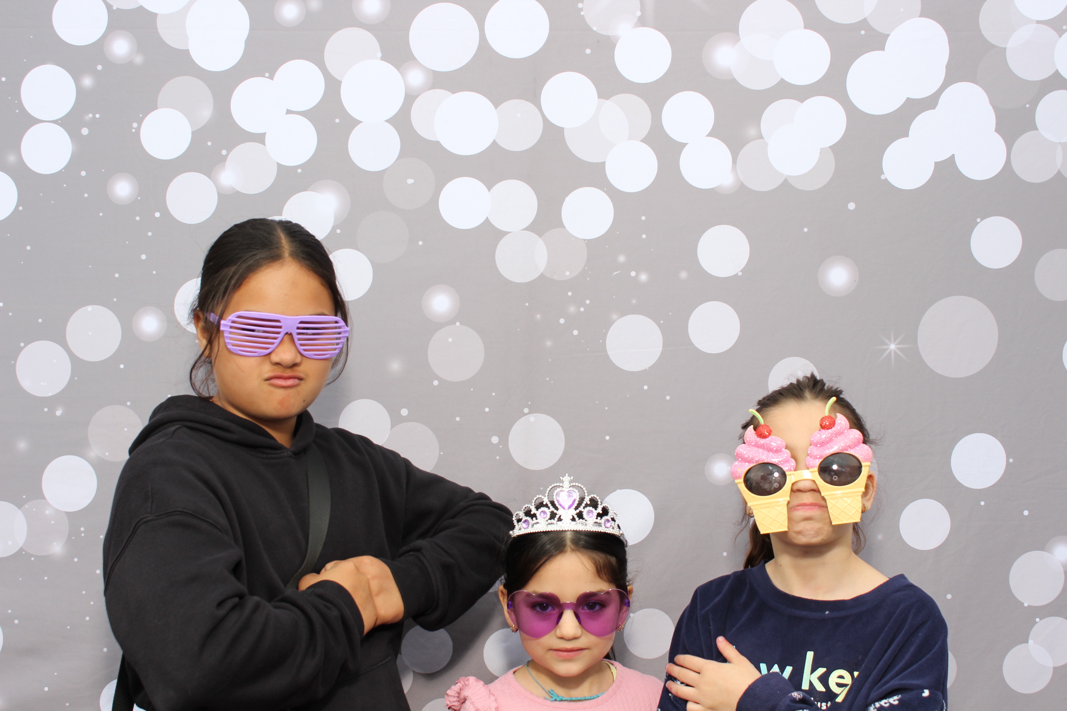 Freedom Elementary Family Fun Night | View more photos from the event at gallery.photoboothcincy.com/u/PhotoBoothCincy/Freedom-Elementary-Family-Fun-Night-0