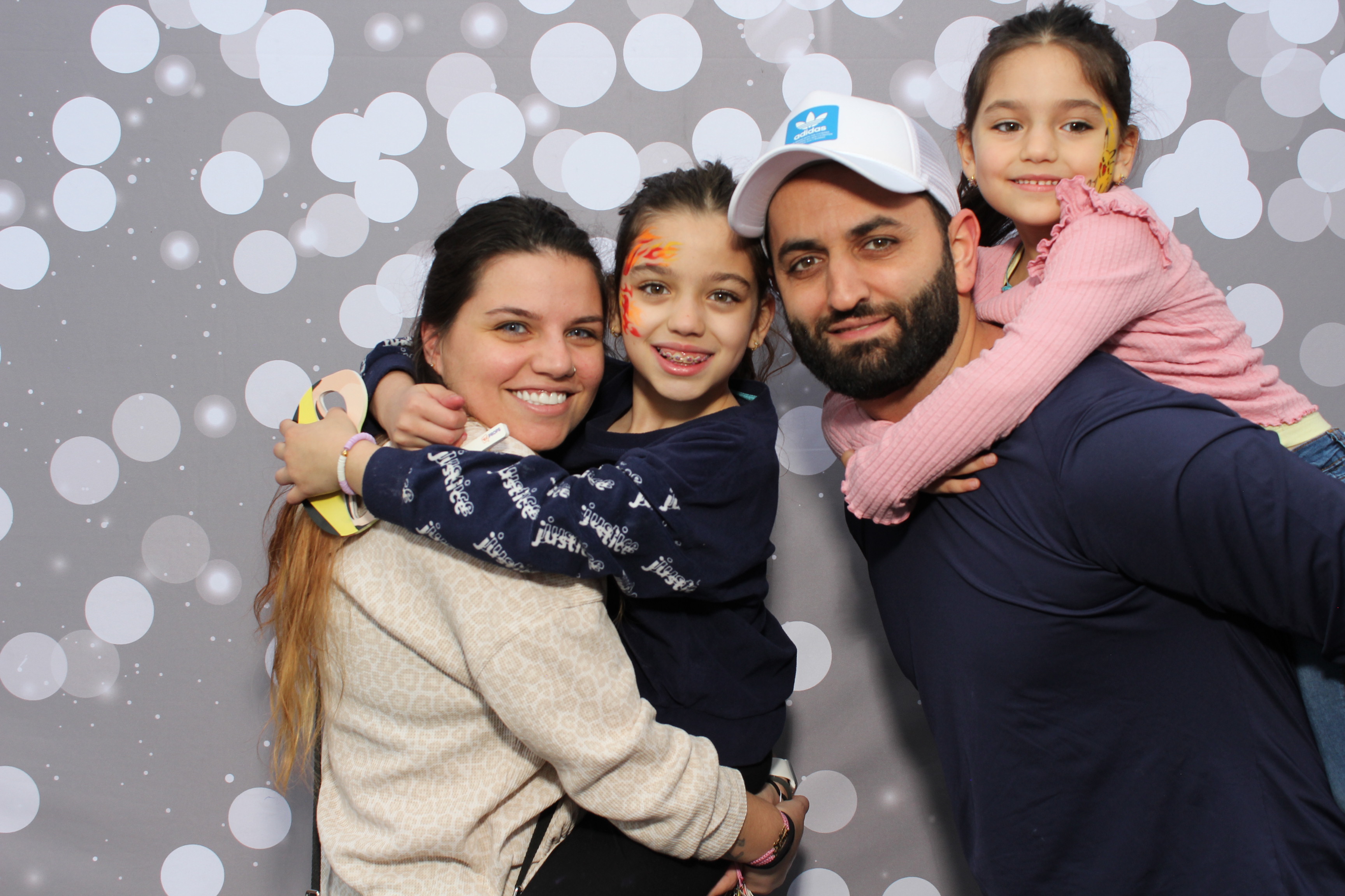 Freedom Elementary Family Fun Night | View more photos from the event at gallery.photoboothcincy.com/u/PhotoBoothCincy/Freedom-Elementary-Family-Fun-Night-0