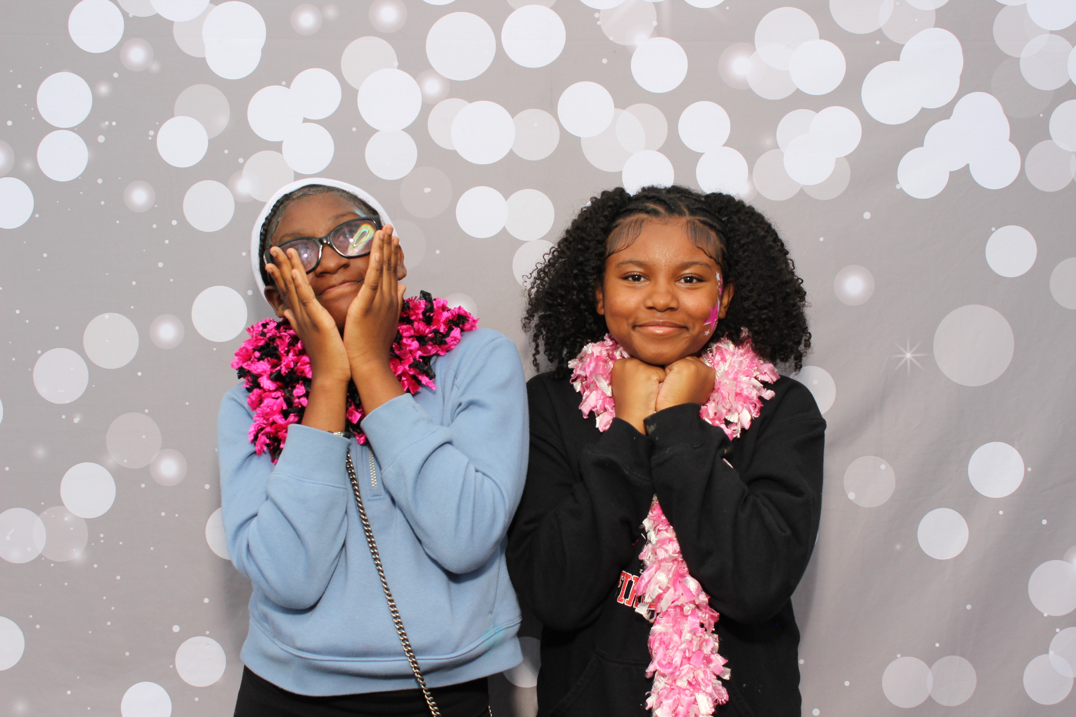 Freedom Elementary Family Fun Night | View more photos from the event at gallery.photoboothcincy.com/u/PhotoBoothCincy/Freedom-Elementary-Family-Fun-Night-0