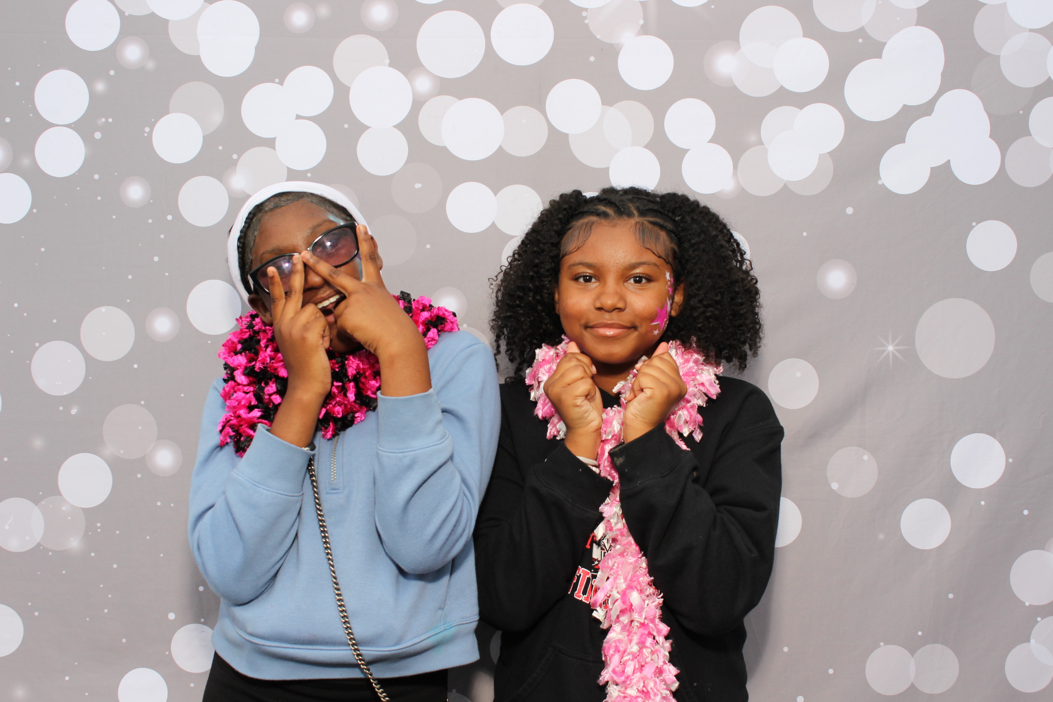 Freedom Elementary Family Fun Night | View more photos from the event at gallery.photoboothcincy.com/u/PhotoBoothCincy/Freedom-Elementary-Family-Fun-Night-0