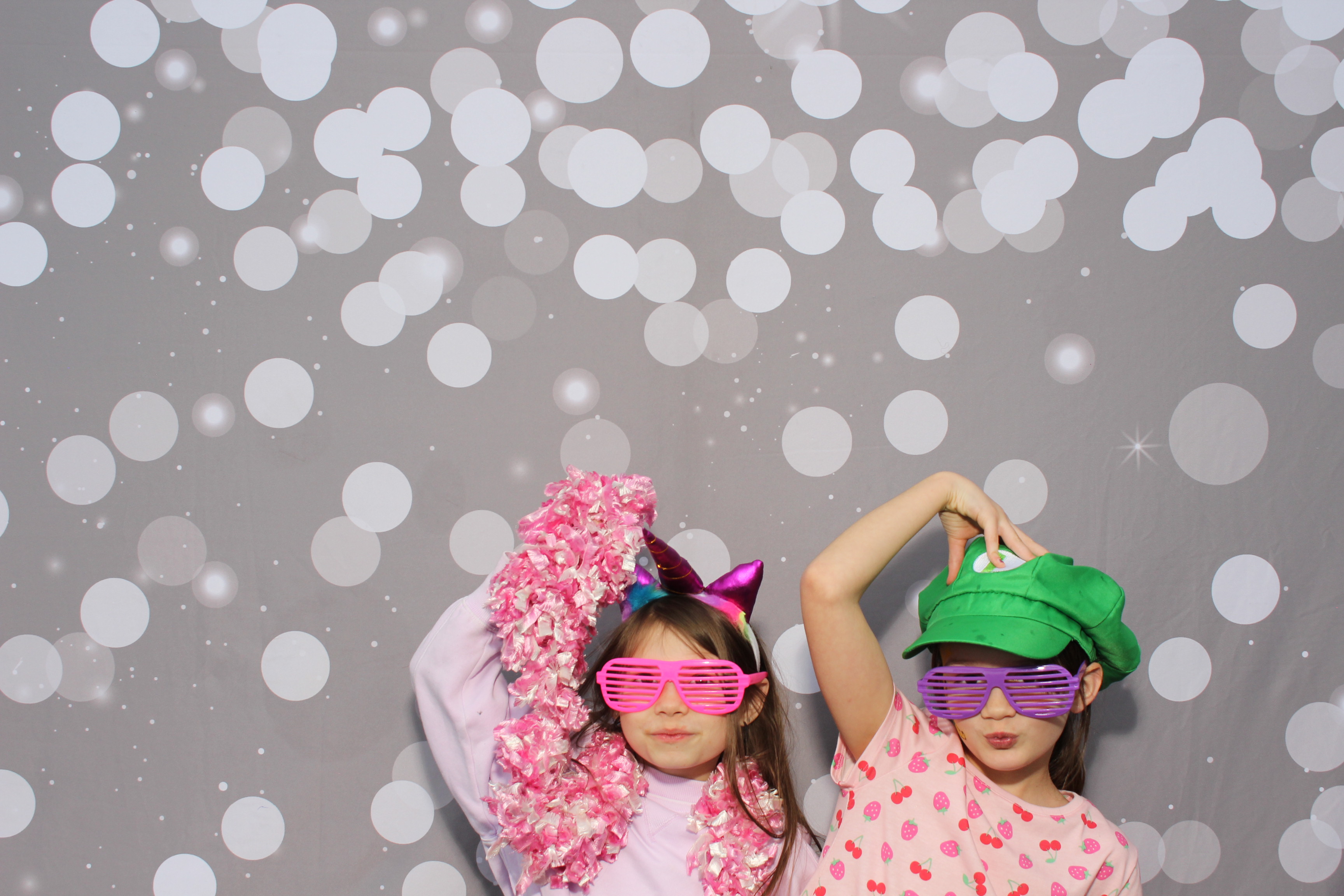 Freedom Elementary Family Fun Night | View more photos from the event at gallery.photoboothcincy.com/u/PhotoBoothCincy/Freedom-Elementary-Family-Fun-Night-0