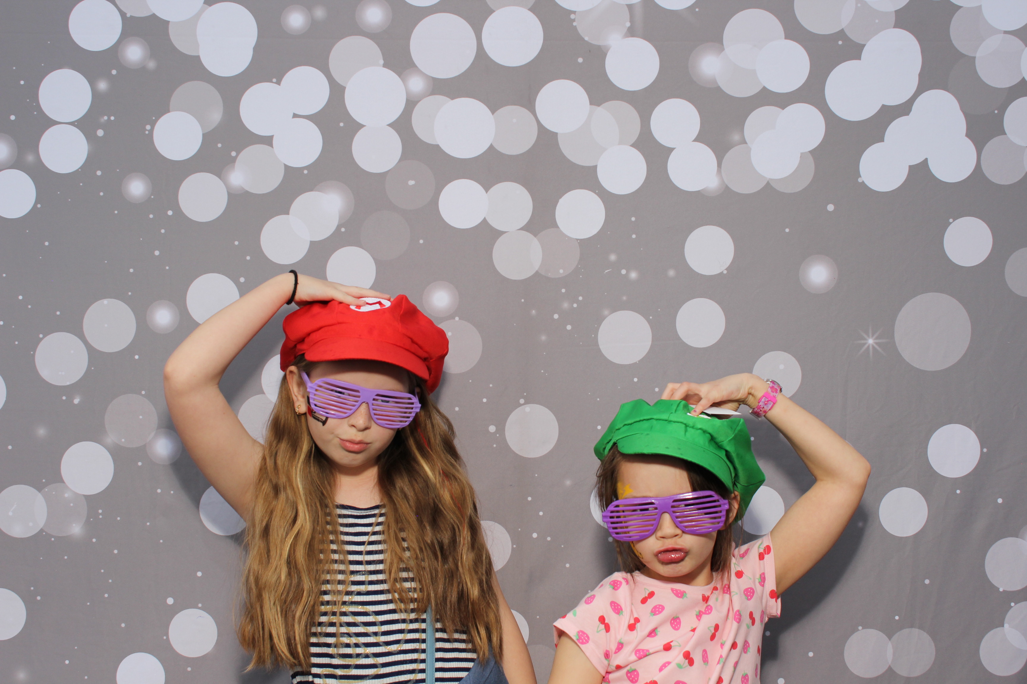 Freedom Elementary Family Fun Night | View more photos from the event at gallery.photoboothcincy.com/u/PhotoBoothCincy/Freedom-Elementary-Family-Fun-Night-0