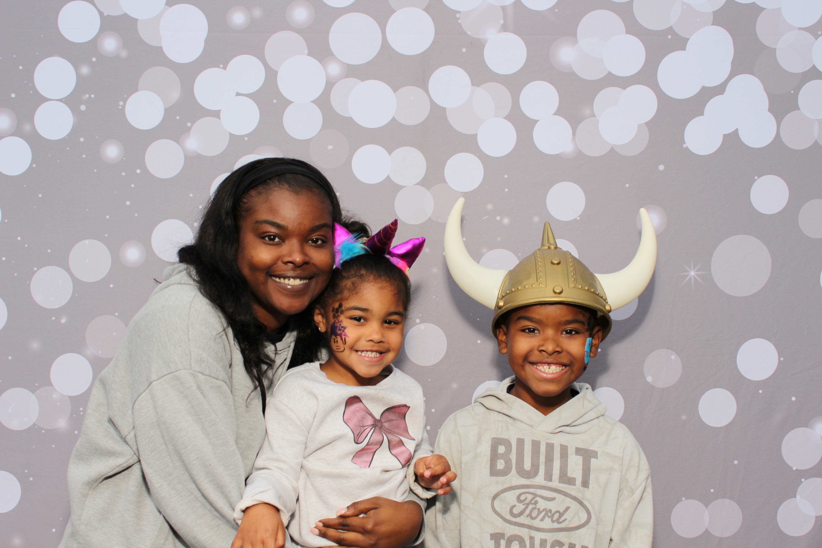 Freedom Elementary Family Fun Night | View more photos from the event at gallery.photoboothcincy.com/u/PhotoBoothCincy/Freedom-Elementary-Family-Fun-Night-0