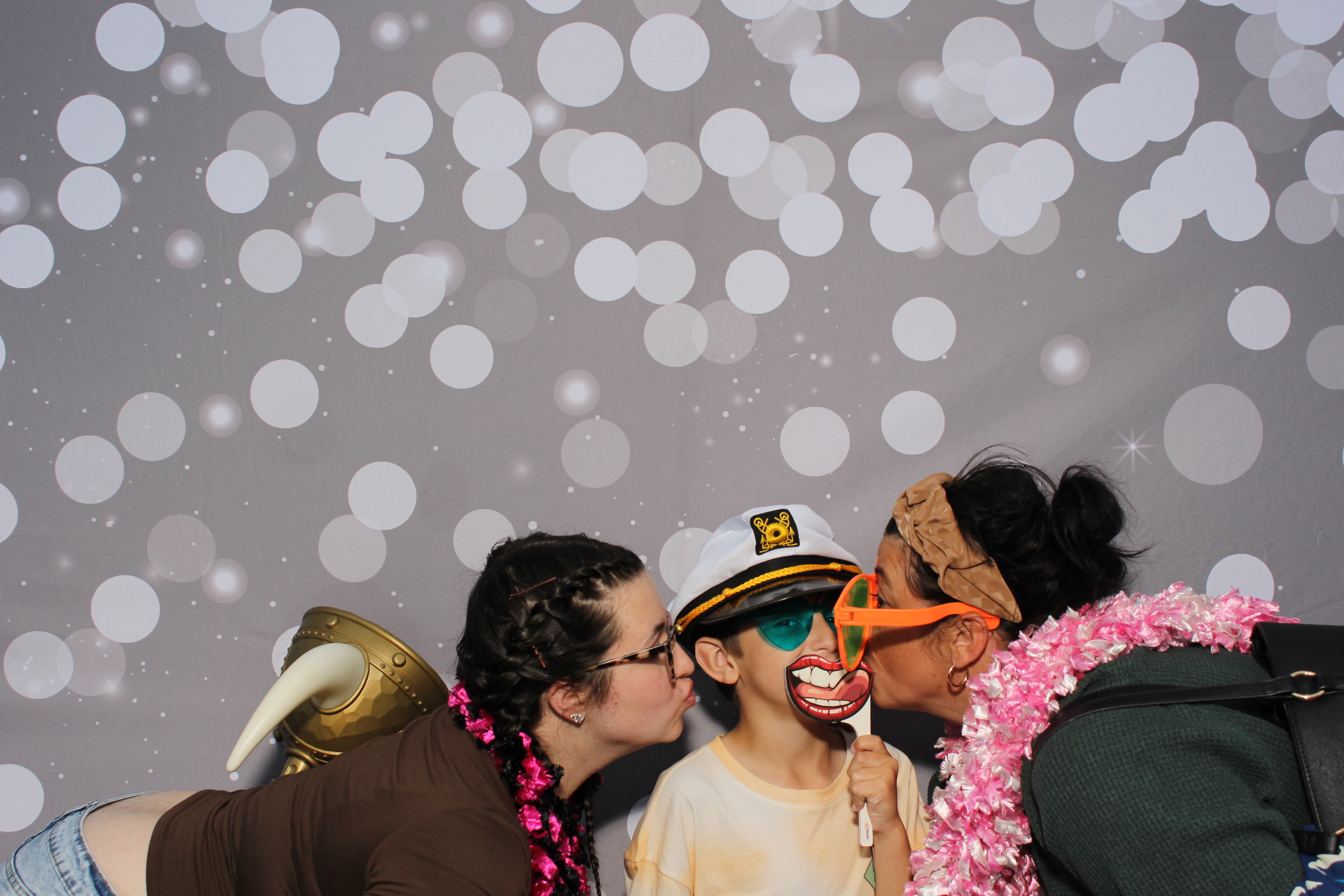 Freedom Elementary Family Fun Night | View more photos from the event at gallery.photoboothcincy.com/u/PhotoBoothCincy/Freedom-Elementary-Family-Fun-Night-0