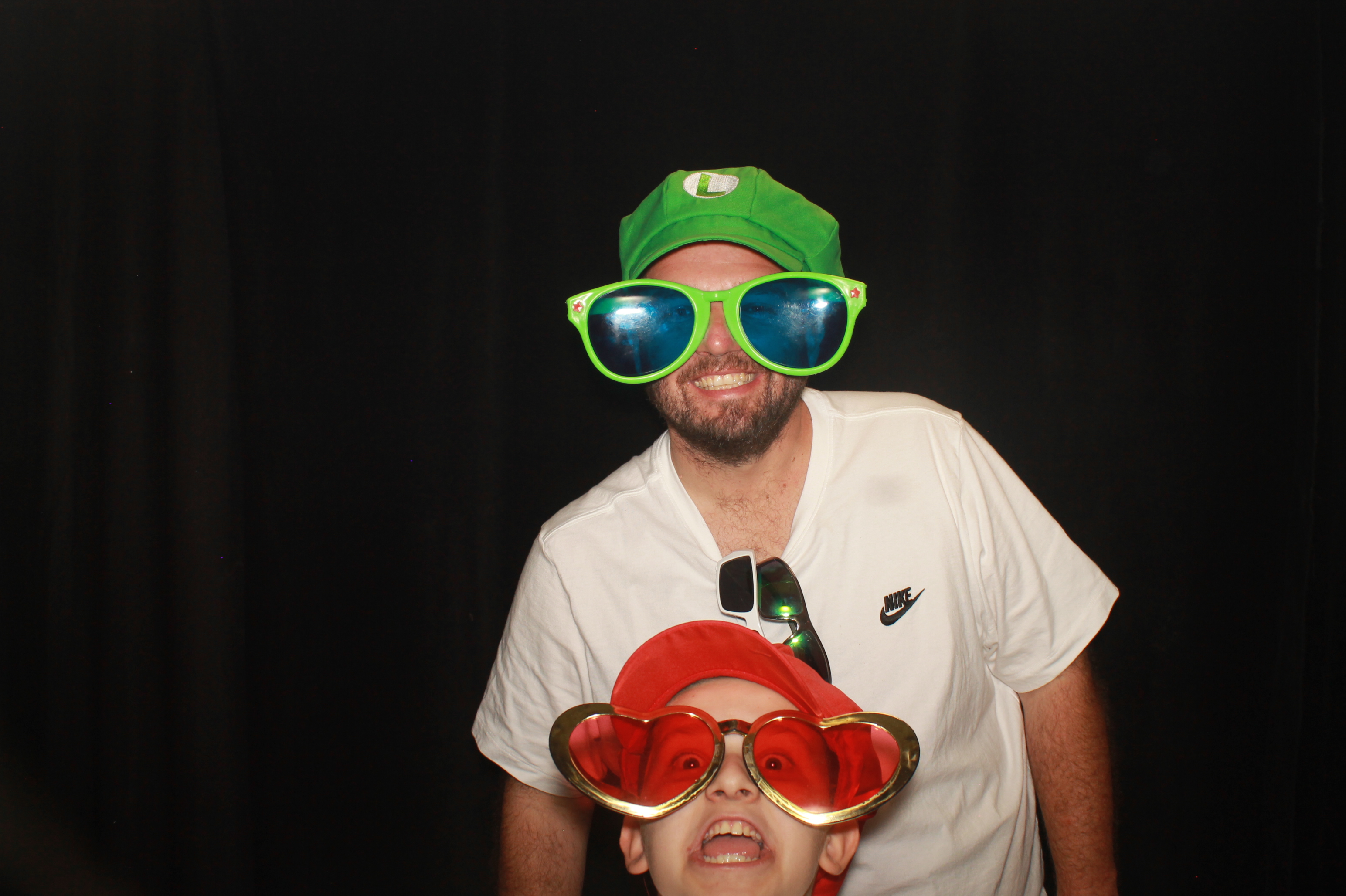 Friends & Family Reunion 2026 | View more photos from the event at gallery.photoboothcincy.com/u/PhotoBoothCincy/Friends-Family-Reunion-2026